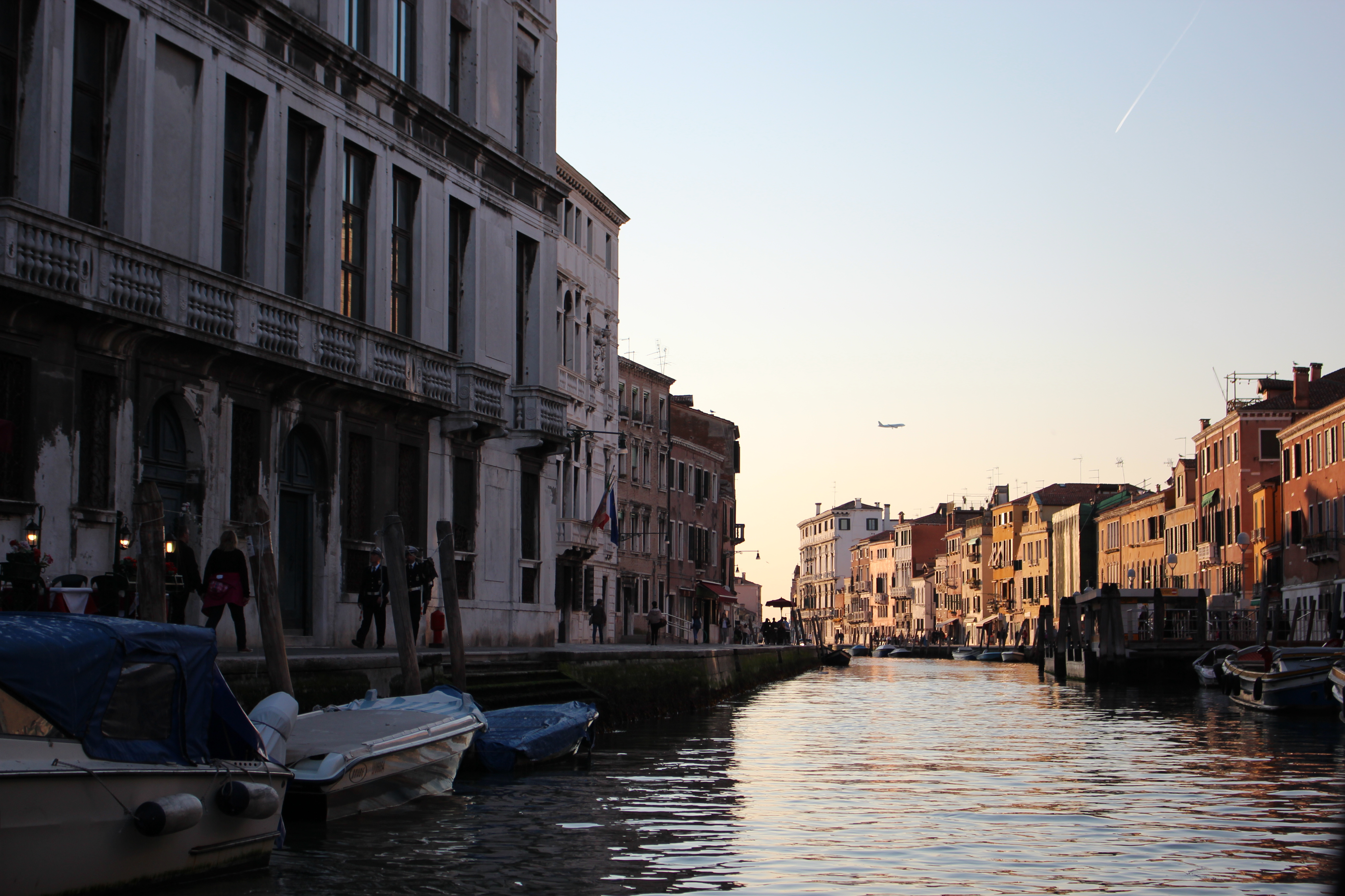 General 5184x3456 Venice sunset Italy river