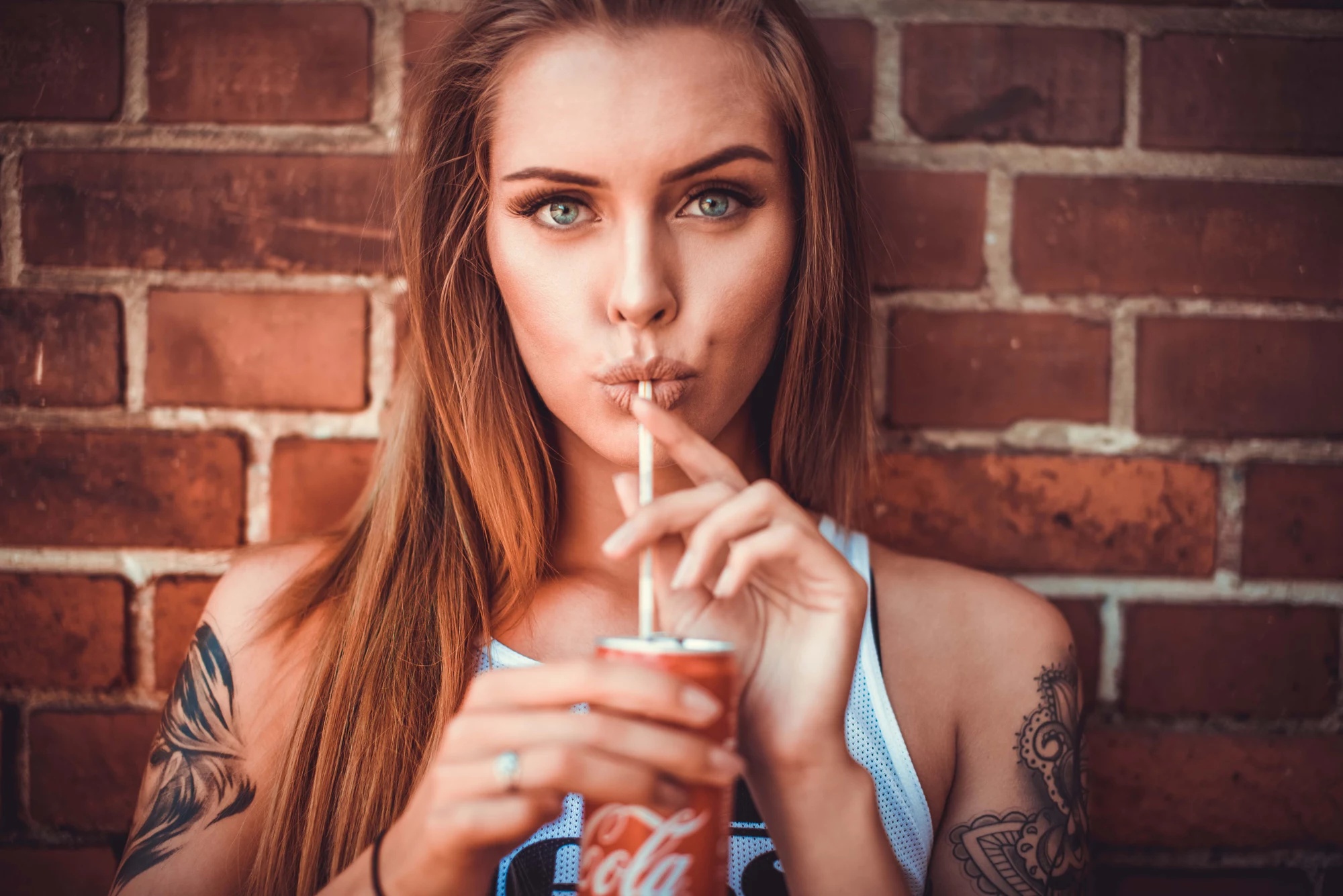 People 2000x1335 Coca-Cola tattoo women model portrait brunette drinking drinking straw inked girls blue eyes