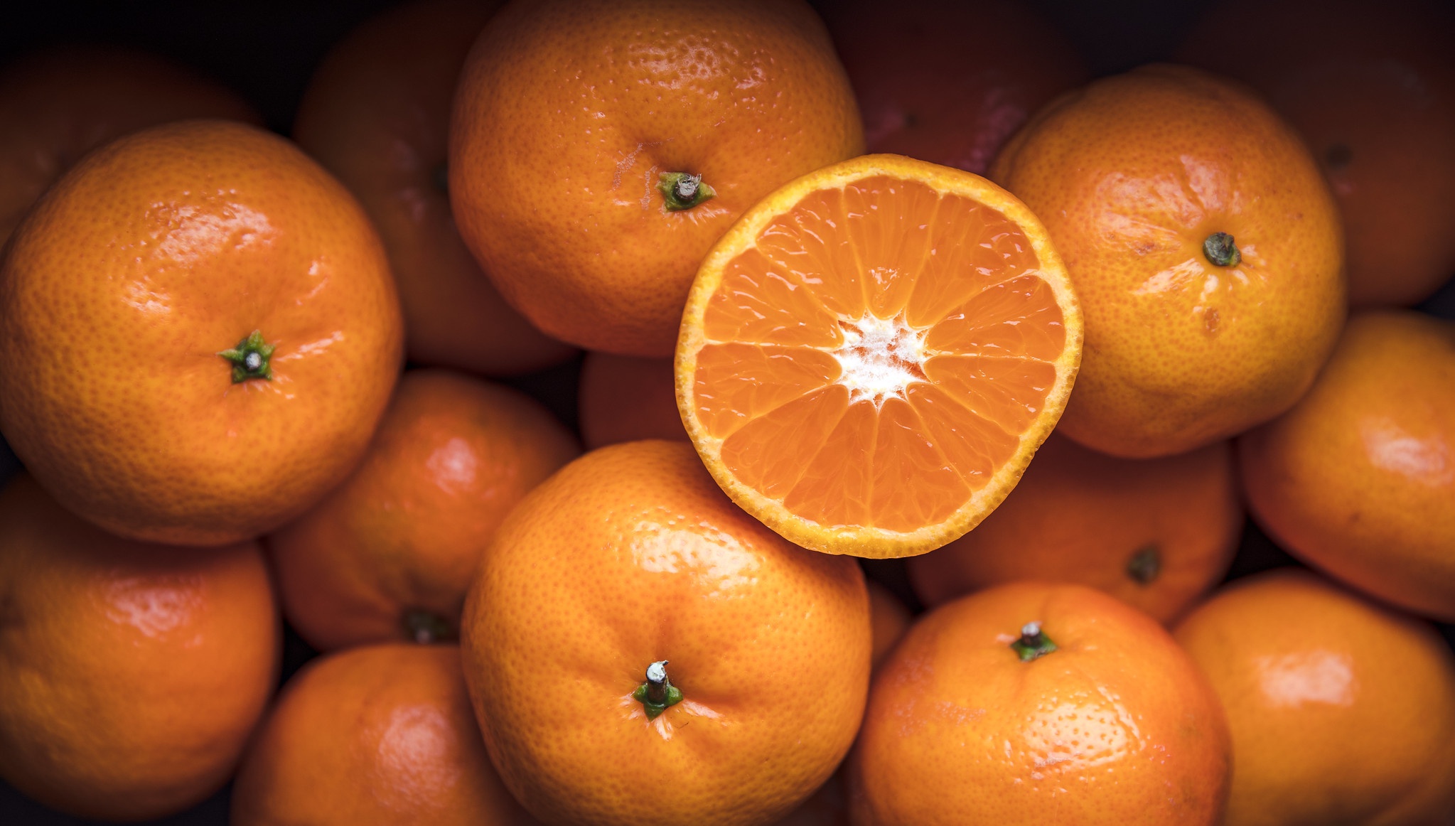General 2047x1162 colorful food fruit orange (fruit) orange macro