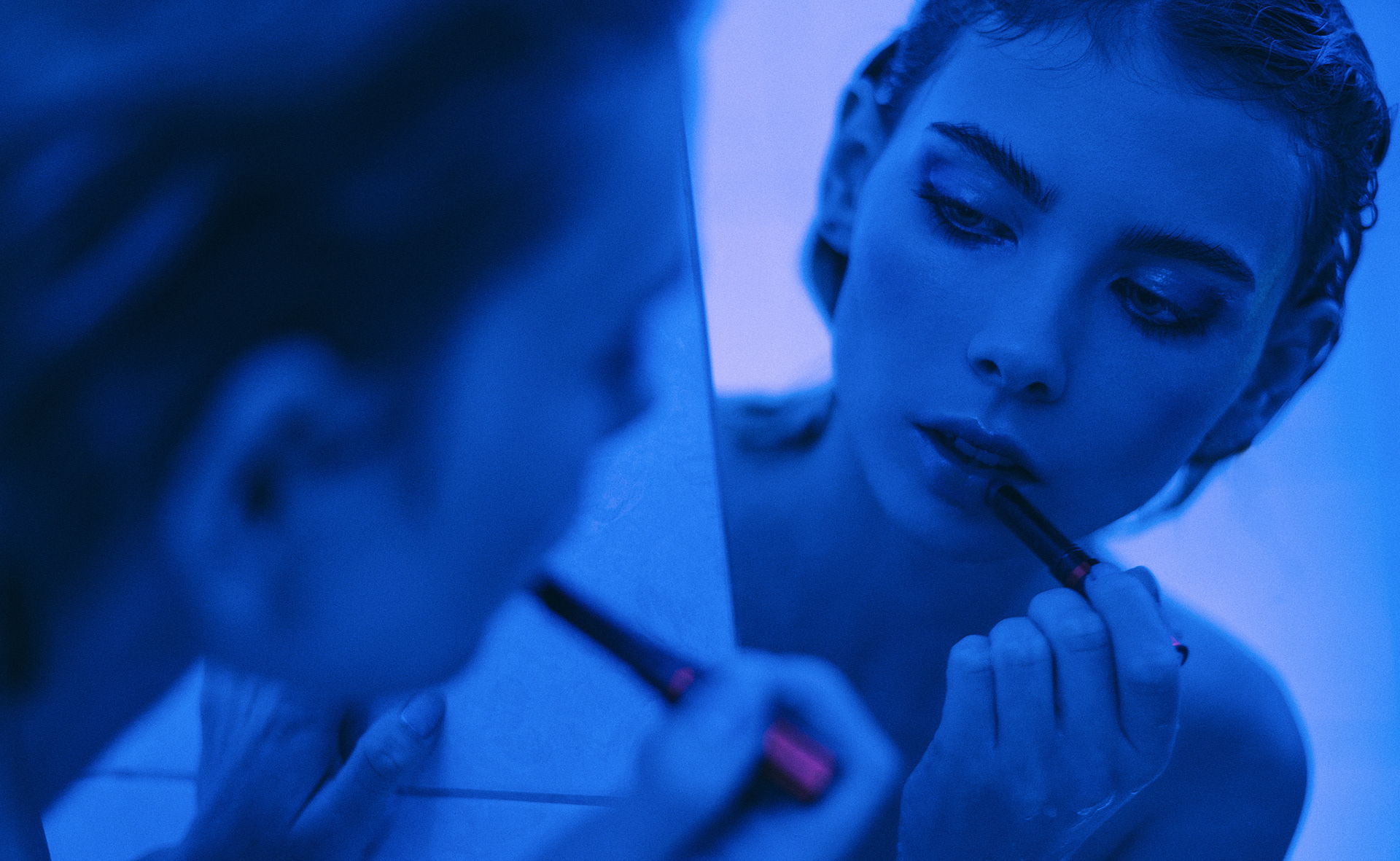 People 1920x1181 women women indoors makeup blue face mirror reflection