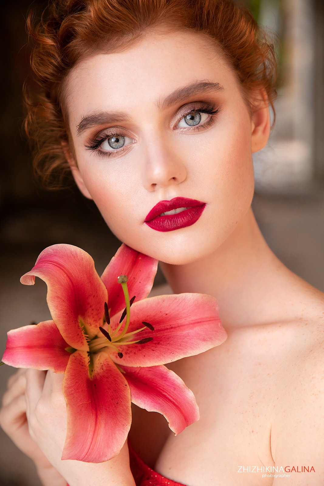 People 1067x1600 flowers face makeup women red lipstick plants Galina Zhizhikina