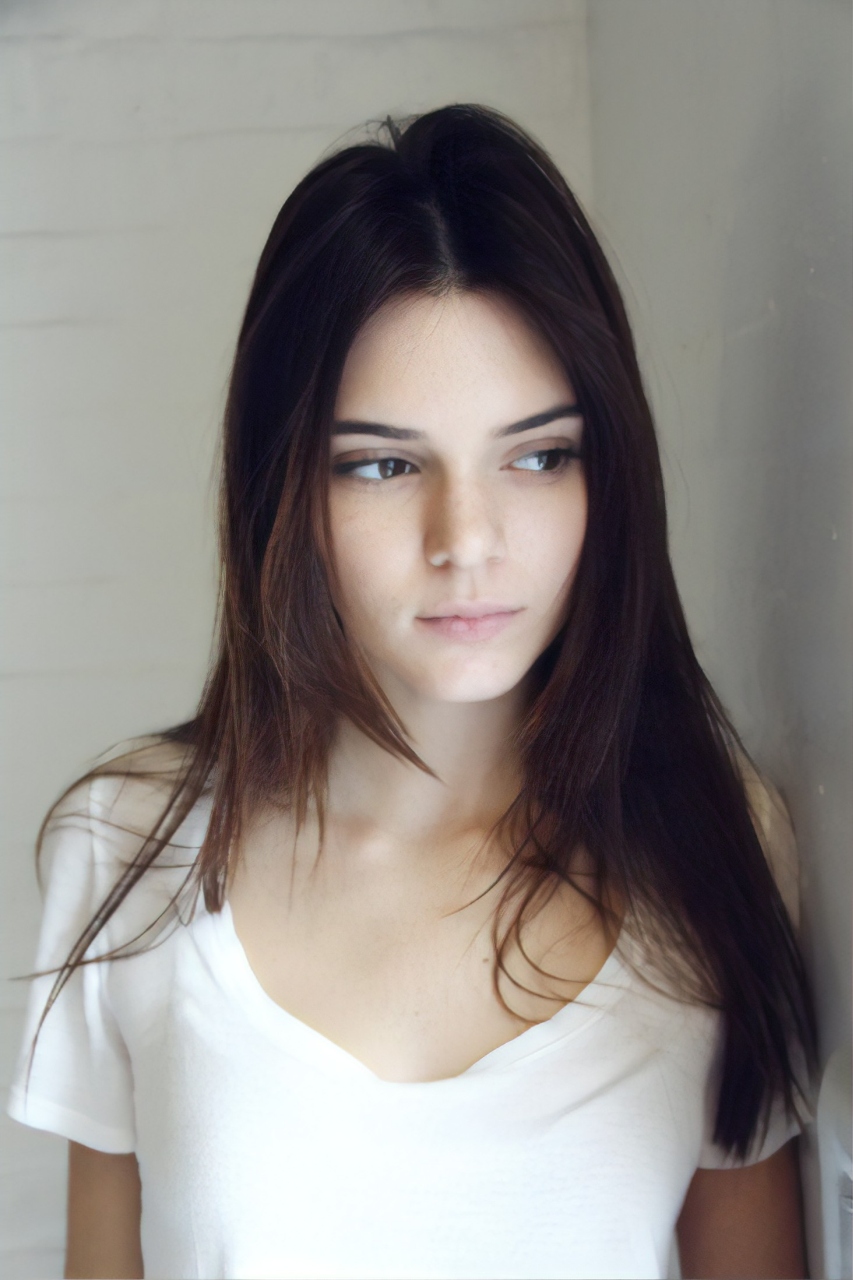 People 853x1280 Kendall Jenner women model brunette dark hair long hair indoors white shirt T-shirt