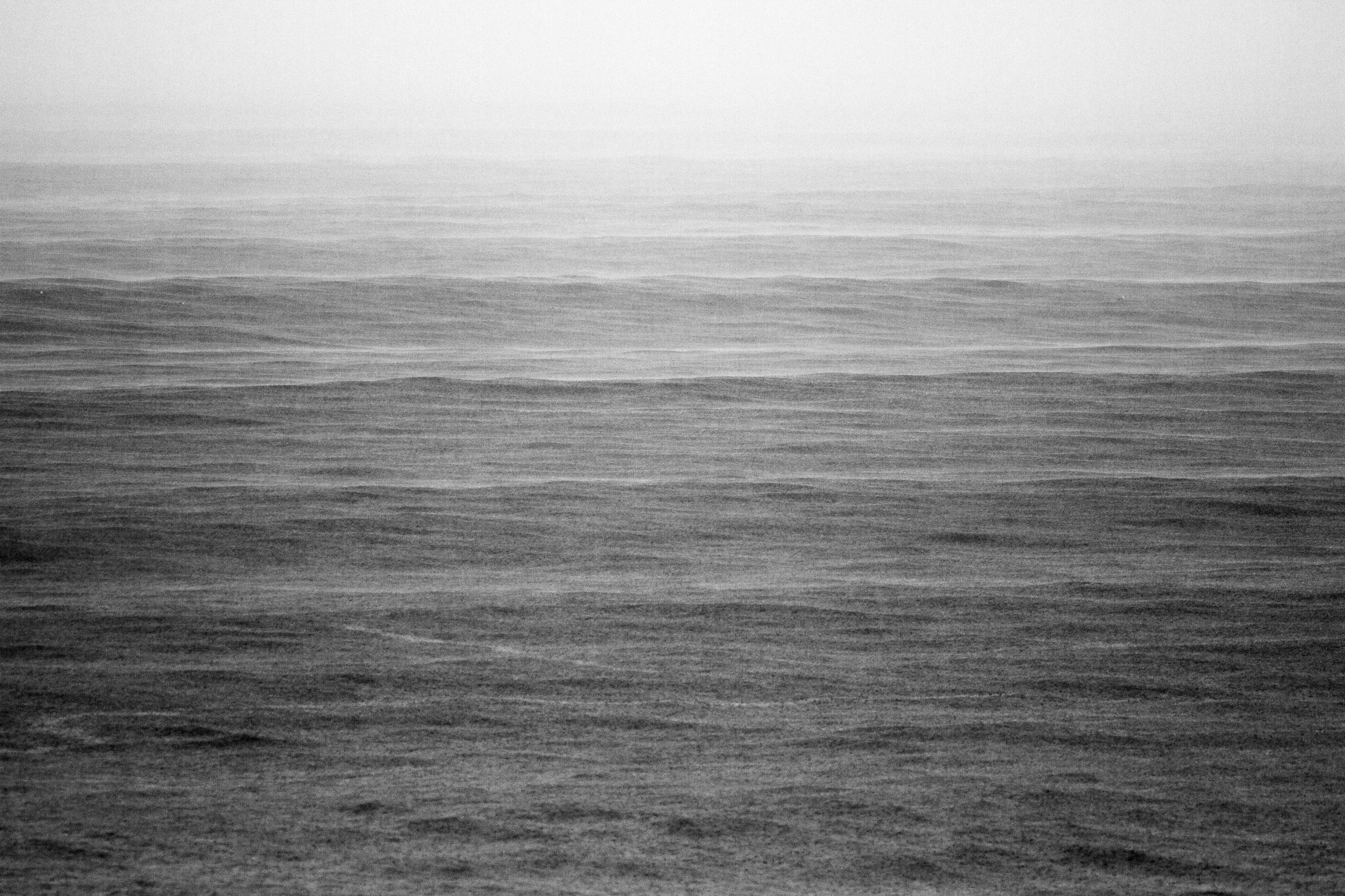 General 5184x3456 nature water monochrome sea waves noise gray