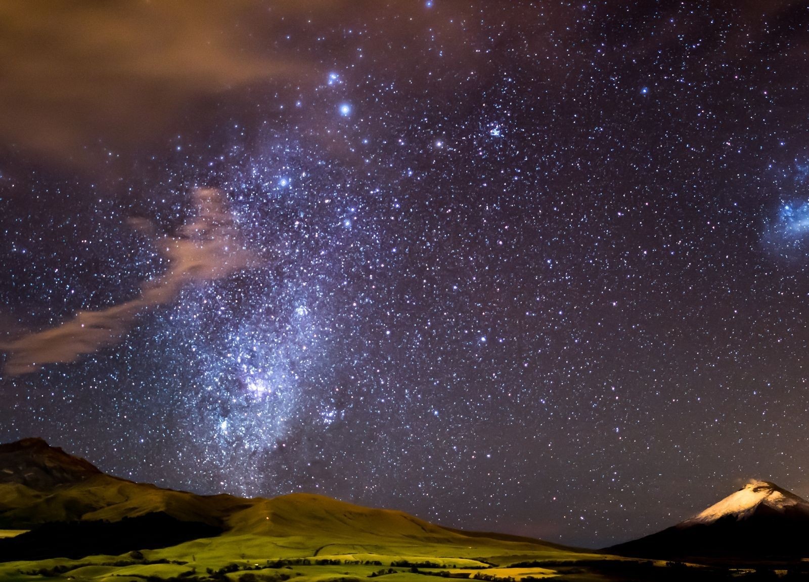 General 1600x1150 photography nature landscape Milky Way starry night snowy peak hills field long exposure galaxy