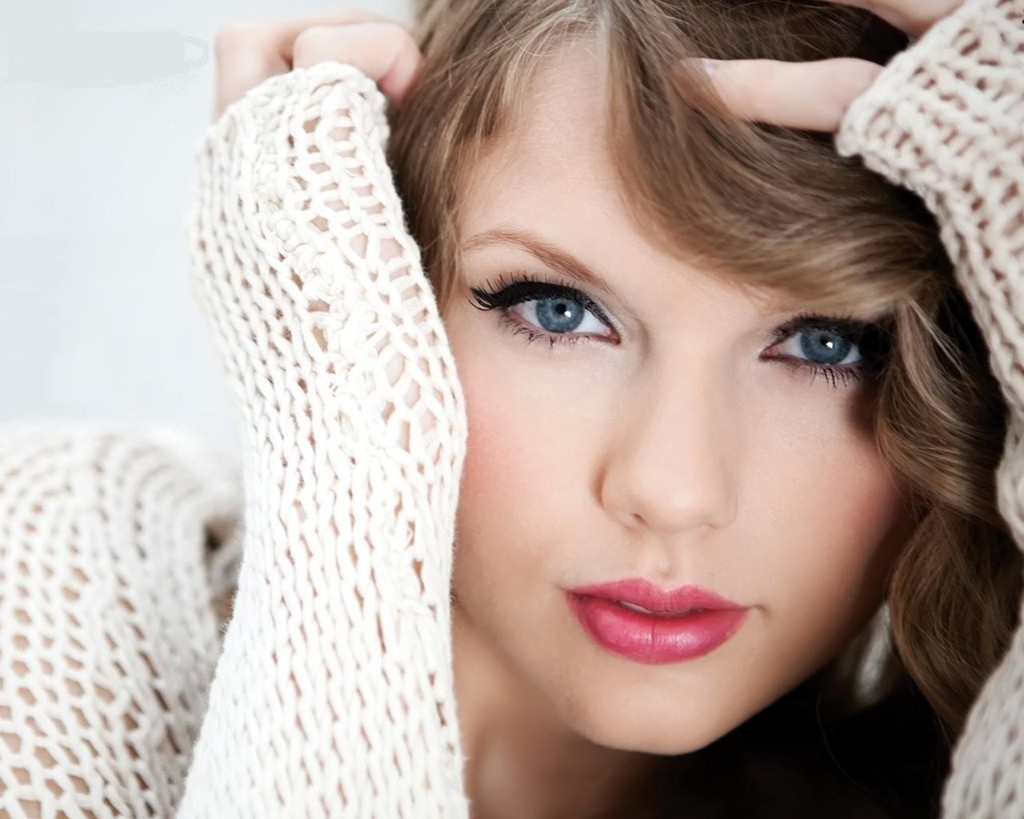 People 1024x819 Taylor Swift portrait face brunette blue eyes looking at viewer women singer closeup American women women indoors indoors celebrity makeup
