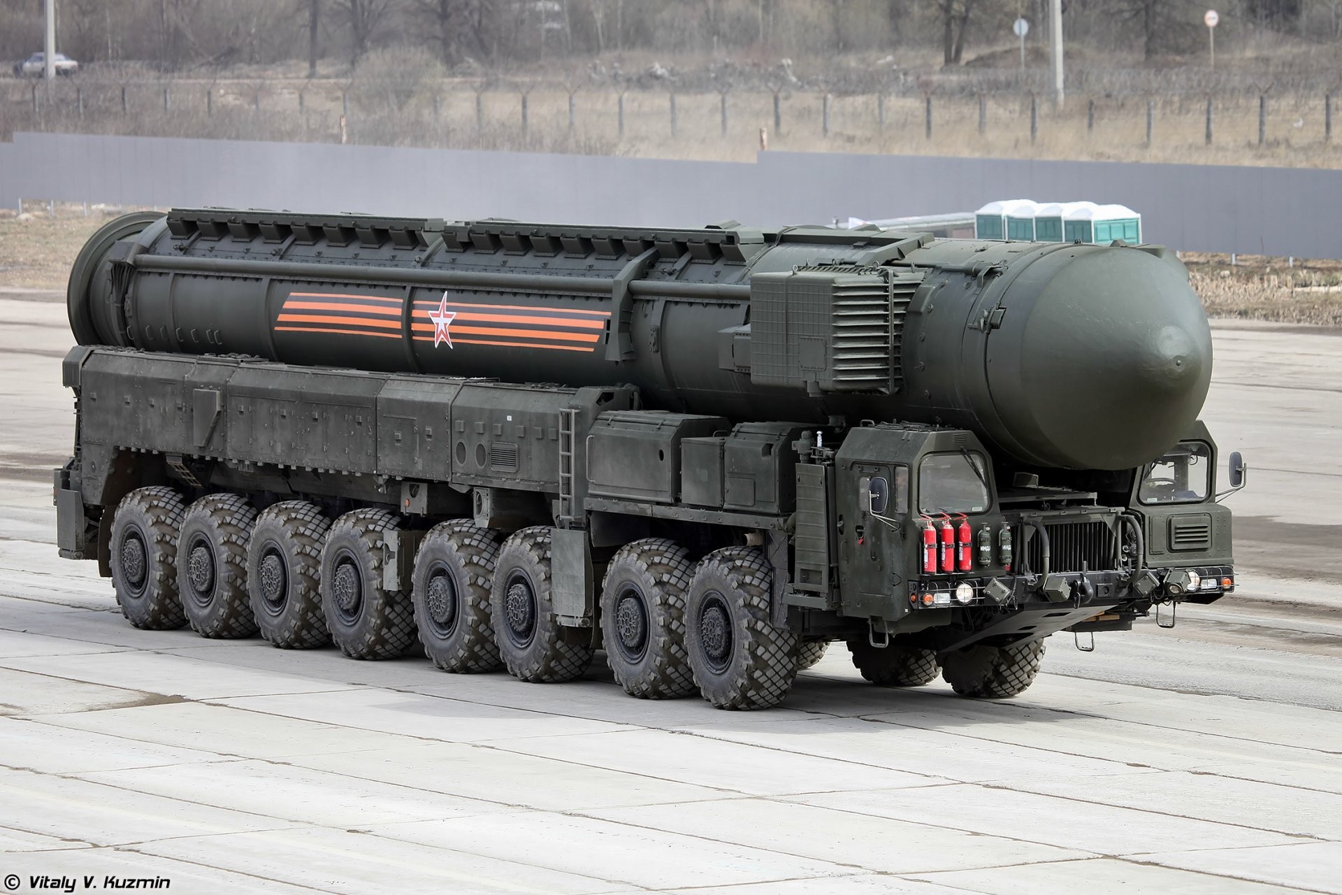 General 1920x1280 ICBM military vehicle weapon missiles Russian Army military vehicle nuclear MAZ