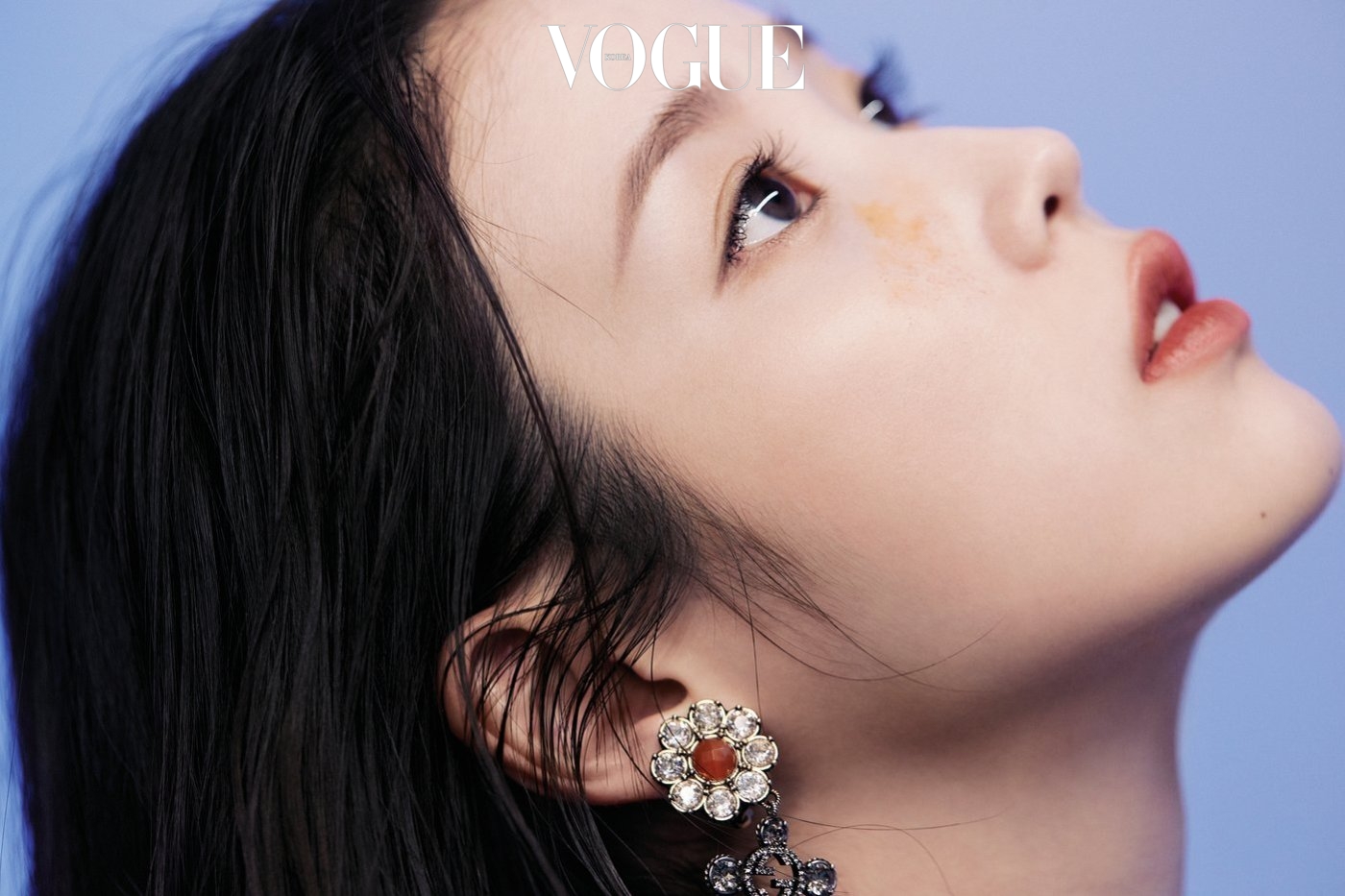 People 1400x933 Lee Ji-Eun face Vogue magazine closeup Asian Korean women K-pop women