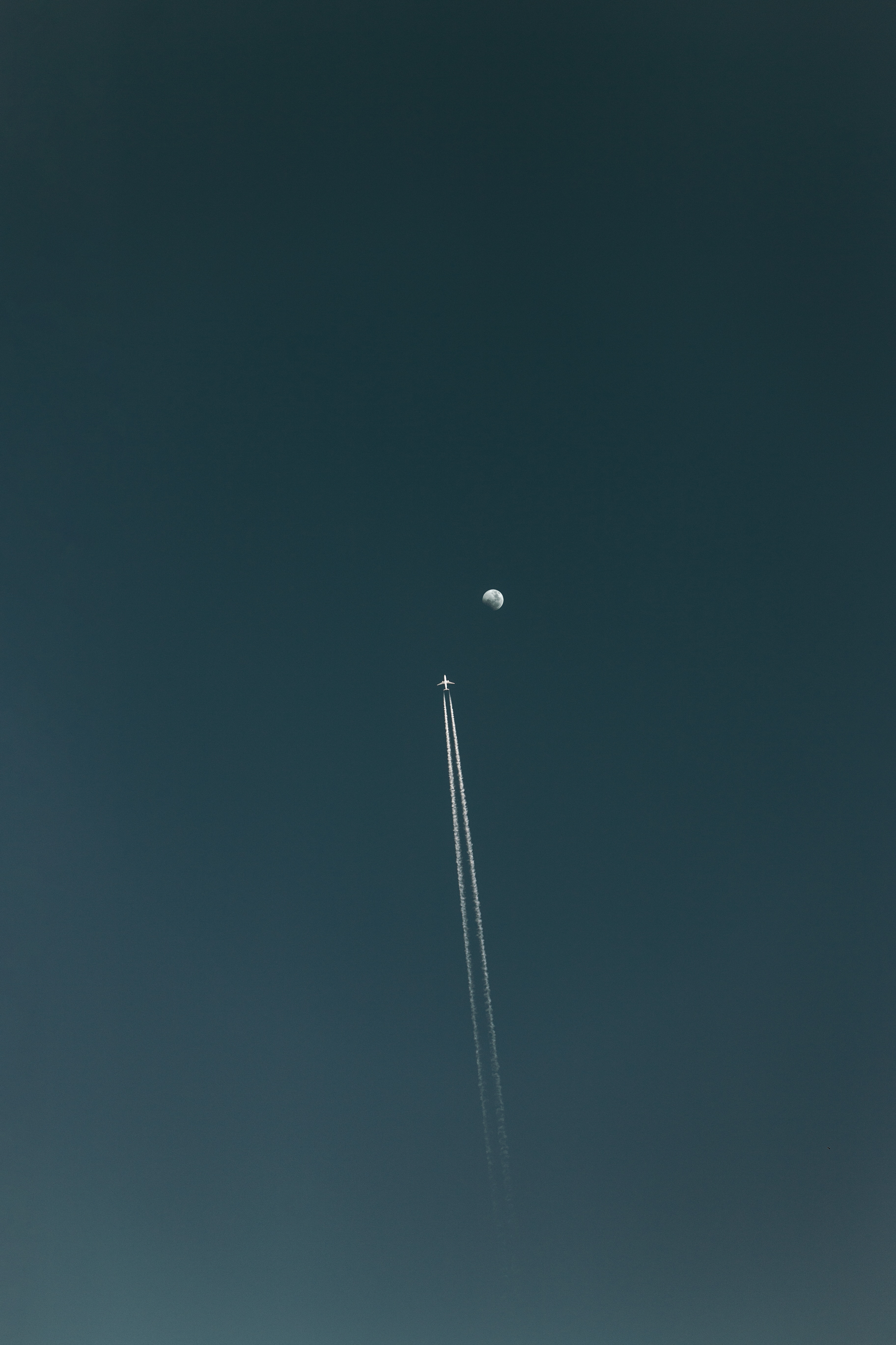 General 3648x5472 sky airplane clear sky Moon vehicle contrails aircraft