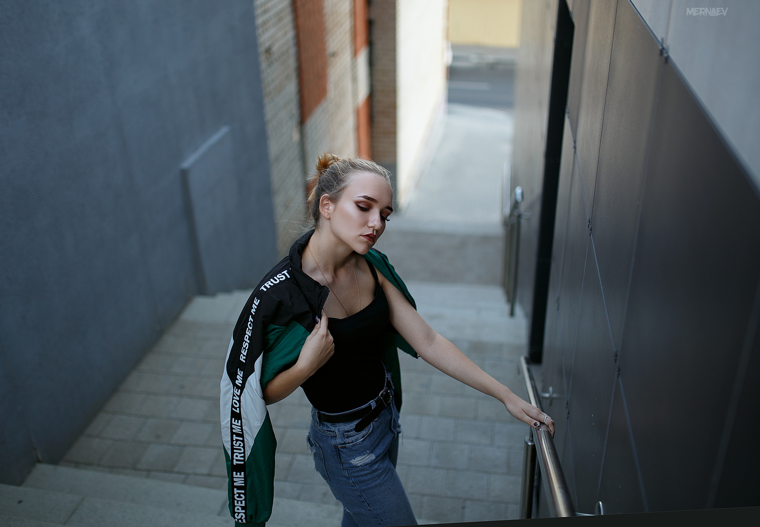 People 2560x1776 Artyom Mernaev women model portrait outdoors black top jeans belt jacket blonde hairbun stairs black nails women outdoors