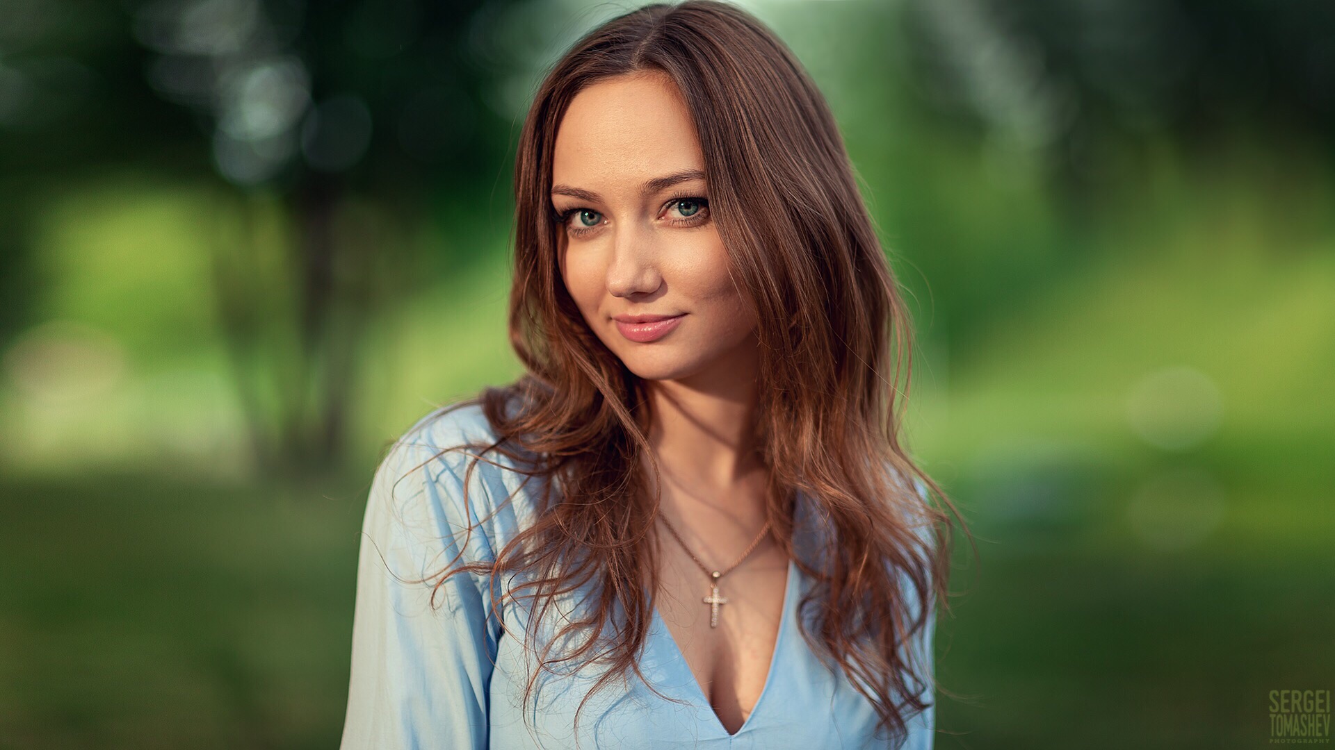 People 1920x1080 Sergei Tomashev women model portrait depth of field brunette looking at viewer necklace cleavage outdoors face women outdoors crucifix necklace Natasha Sinkevich