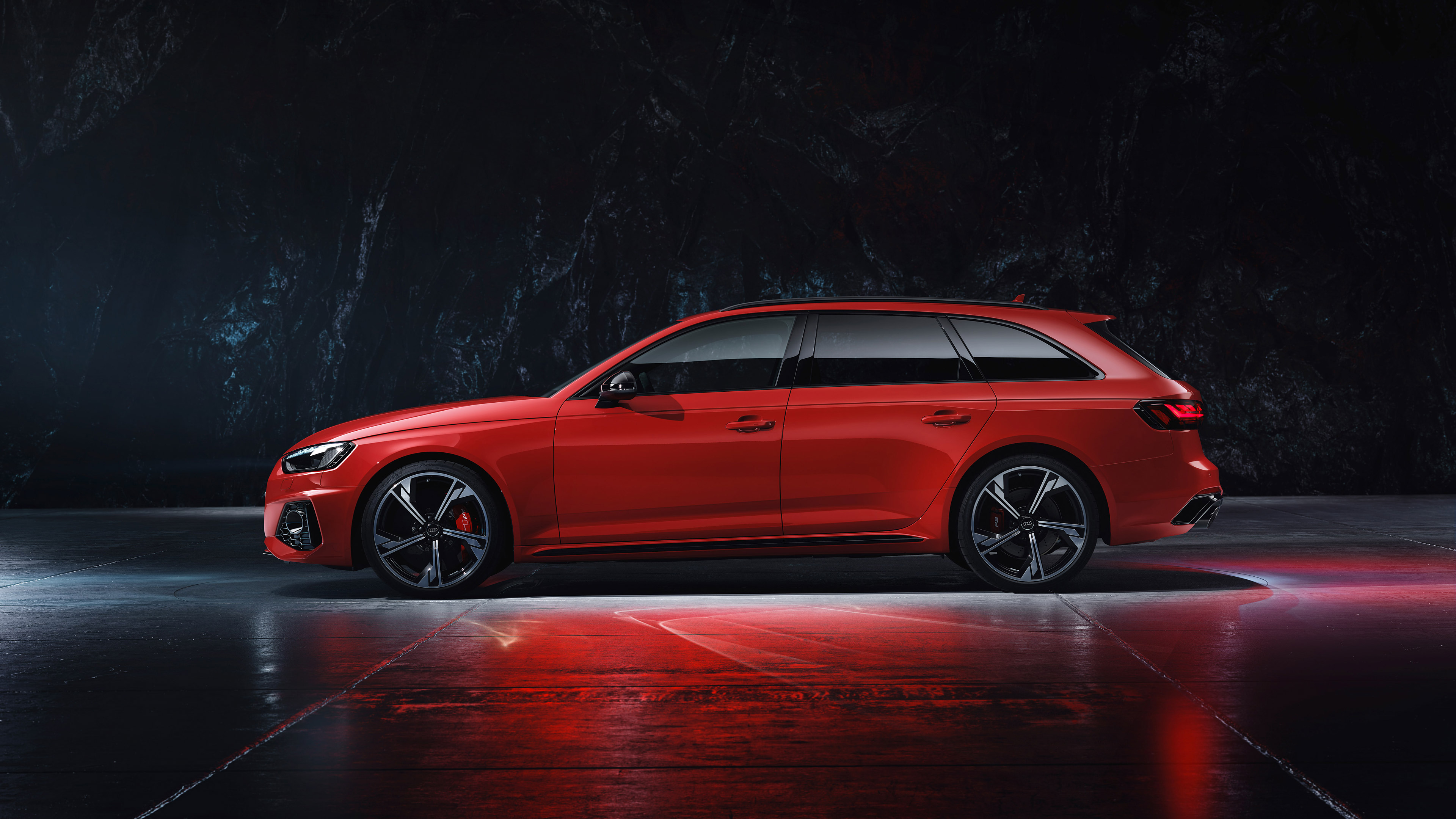 General 3840x2160 Audi RS4 Avant Audi RS4 car vehicle spotlights red cars station wagon German cars Volkswagen Group