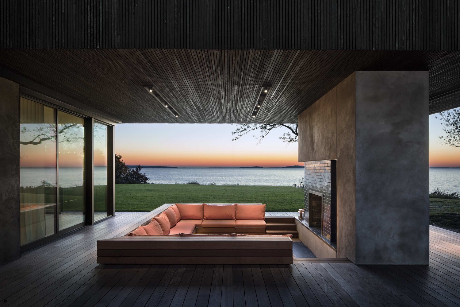 General 1500x1000 living rooms armchair modern sunset