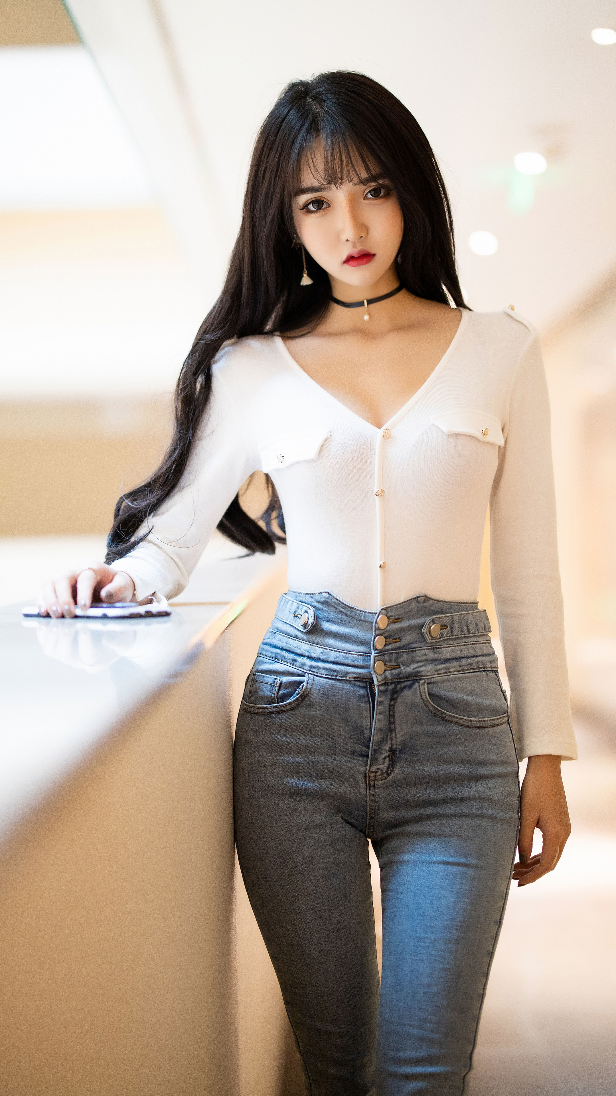 Brunette Long Hair The Gap Asian Xiuren Looking At Viewer Skinny Women Indoors Model
