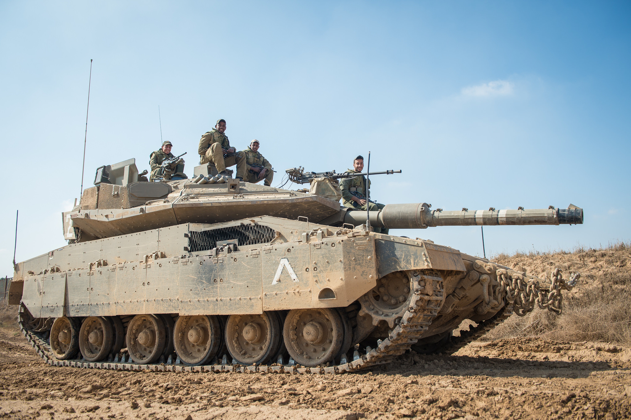 General 2048x1363 tank Merkava Merkava Mark IV Israel Defense Forces military military vehicle vehicle soldier men