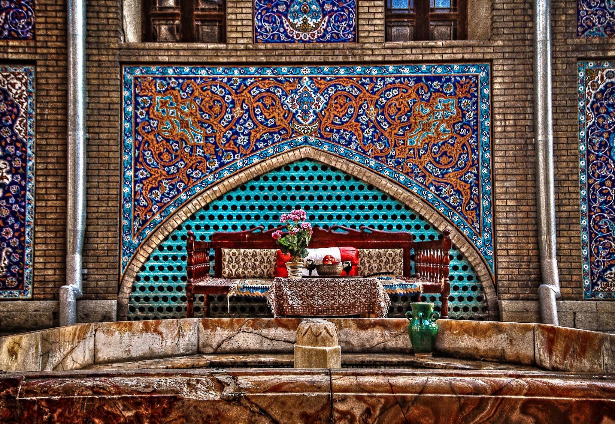 General 2048x1414 Iran history flowers Islamic architecture