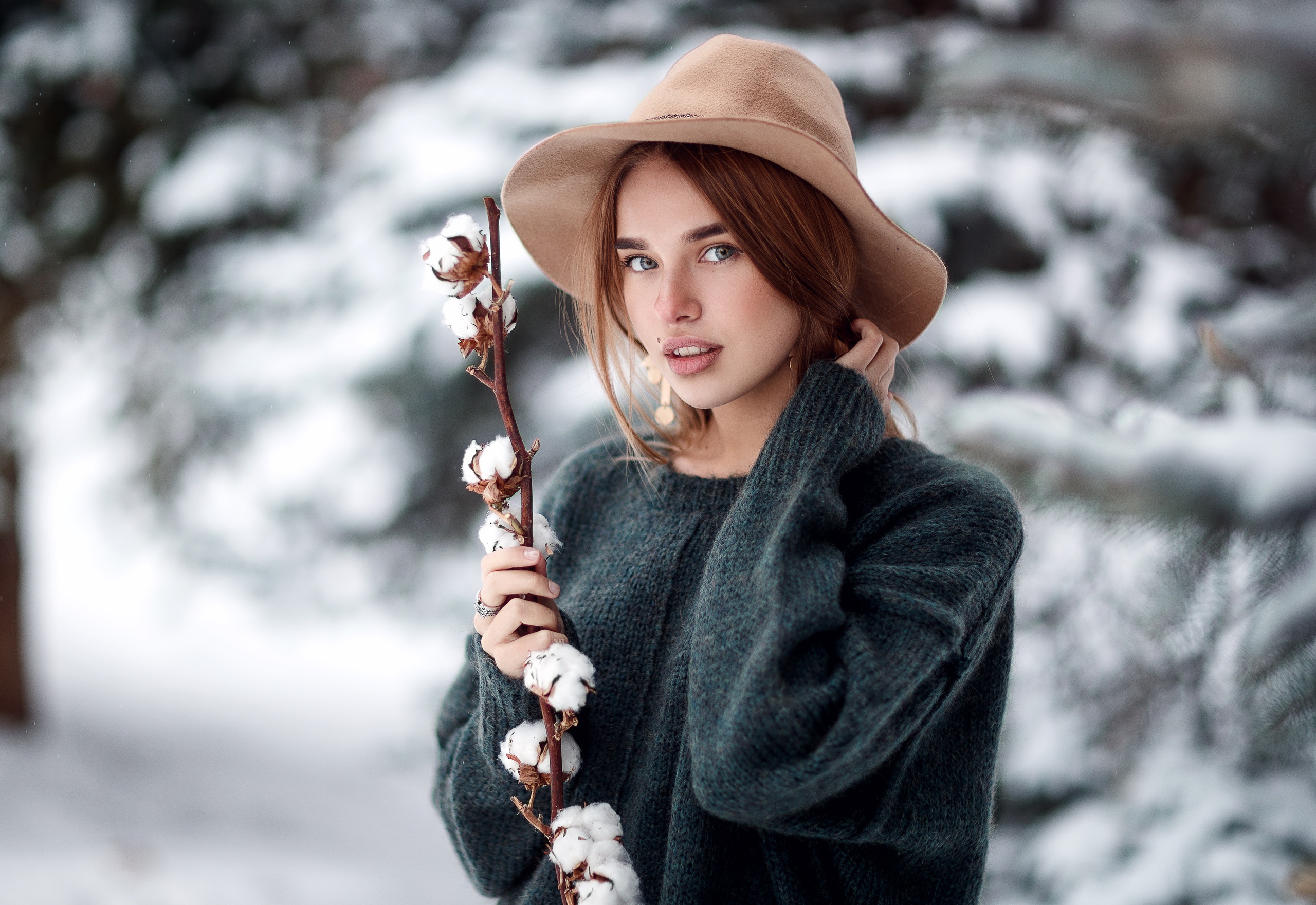 People 2560x1761 Sergey Sorokin women women outdoors hat redhead portrait women with hats blue sweater moles blue eyes thick eyebrows Luba Ivanova