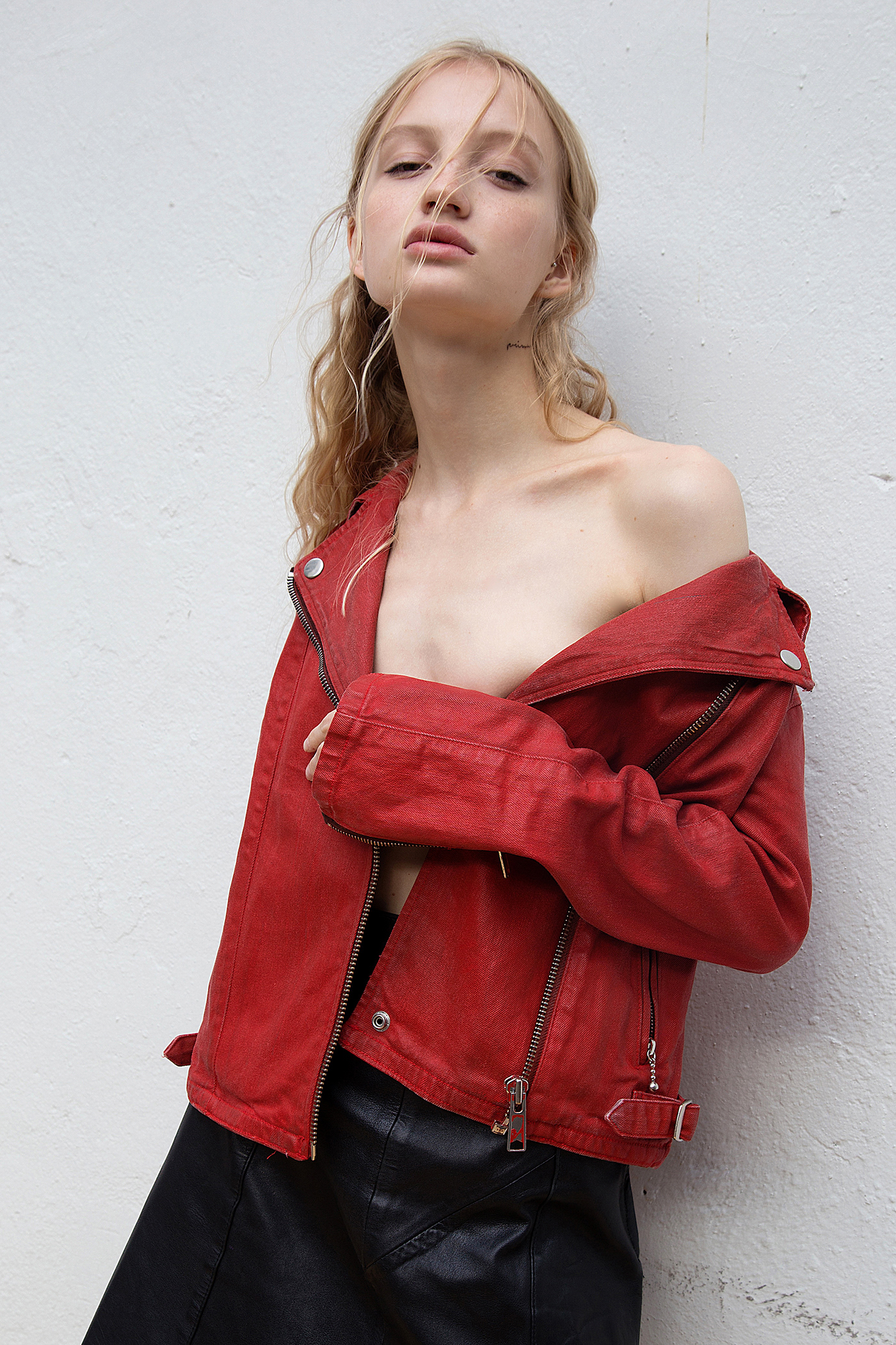 People 1400x2100 Pauline Ivashevskaya model Jenya Vyguzov blonde red jackets jacket Russian women women