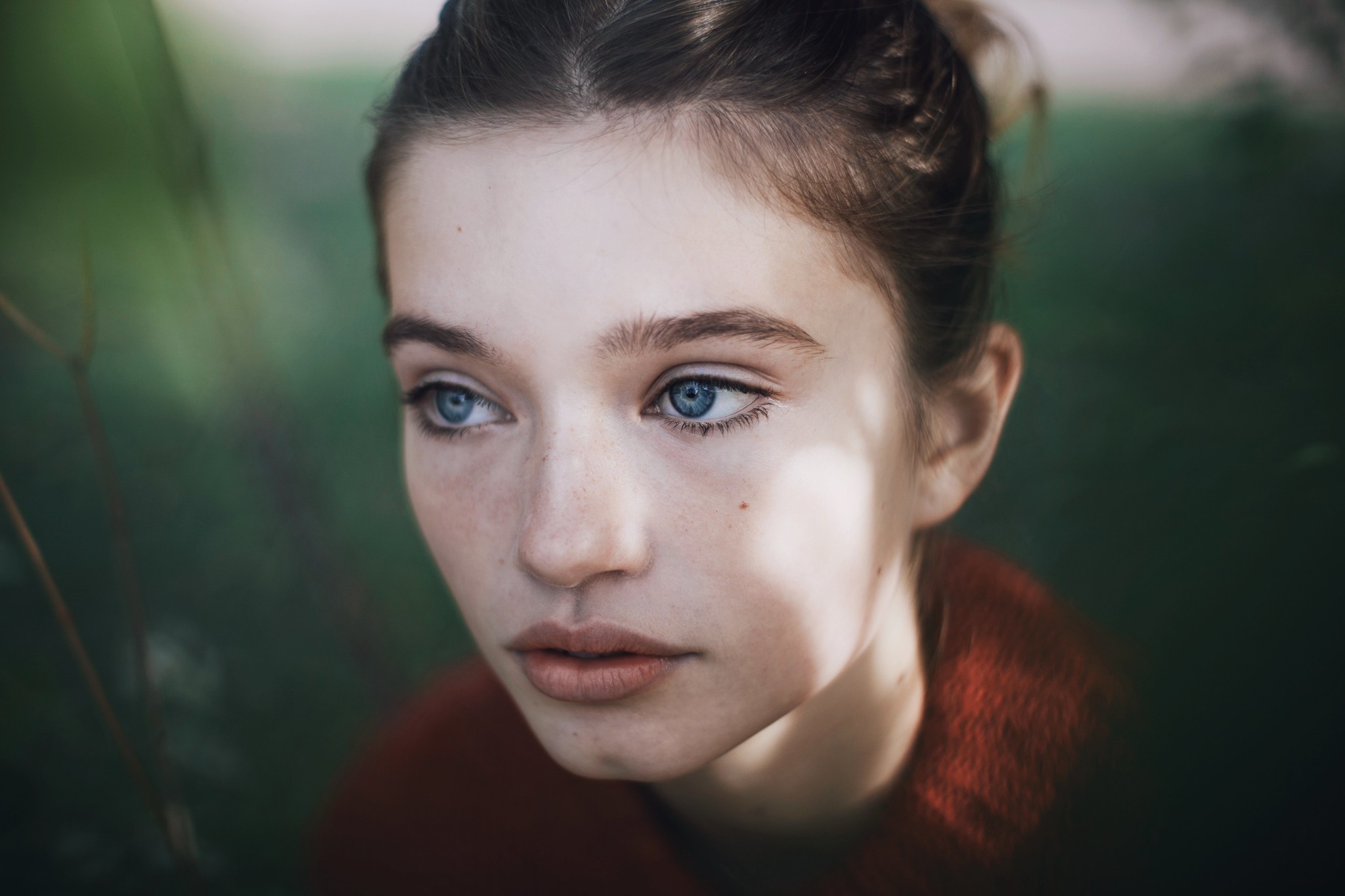 People 2048x1365 women portrait model brunette blue eyes face depth of field Marteline Nystad closeup