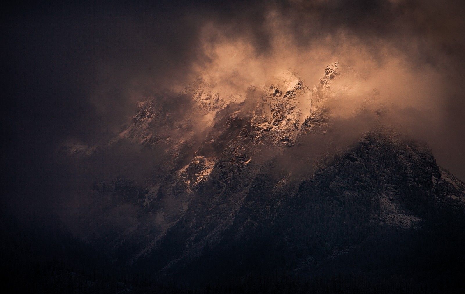 General 1600x1013 nature landscape photography mountains snowy peak sunlight clouds summit