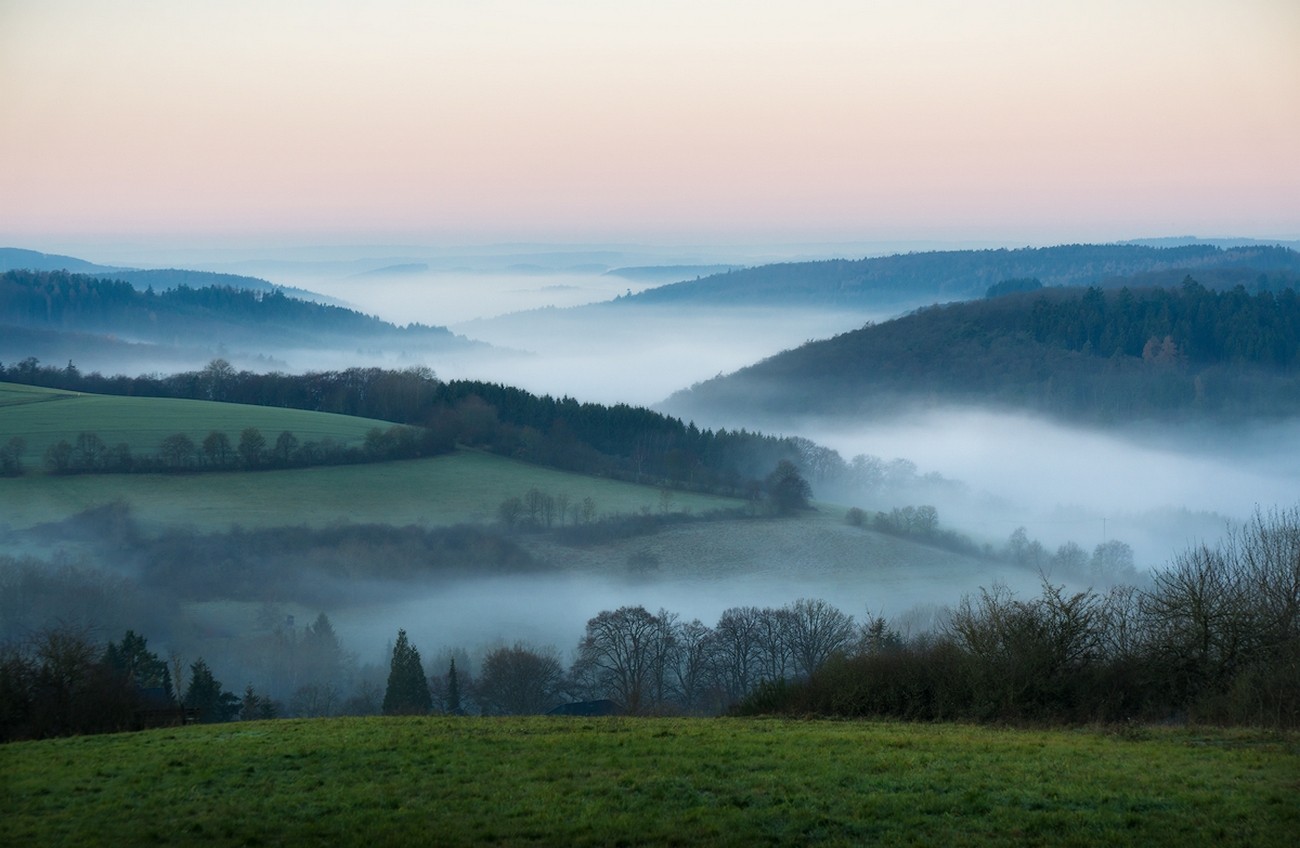 General 1300x848 landscape nature photography mist hills trees field morning Germany