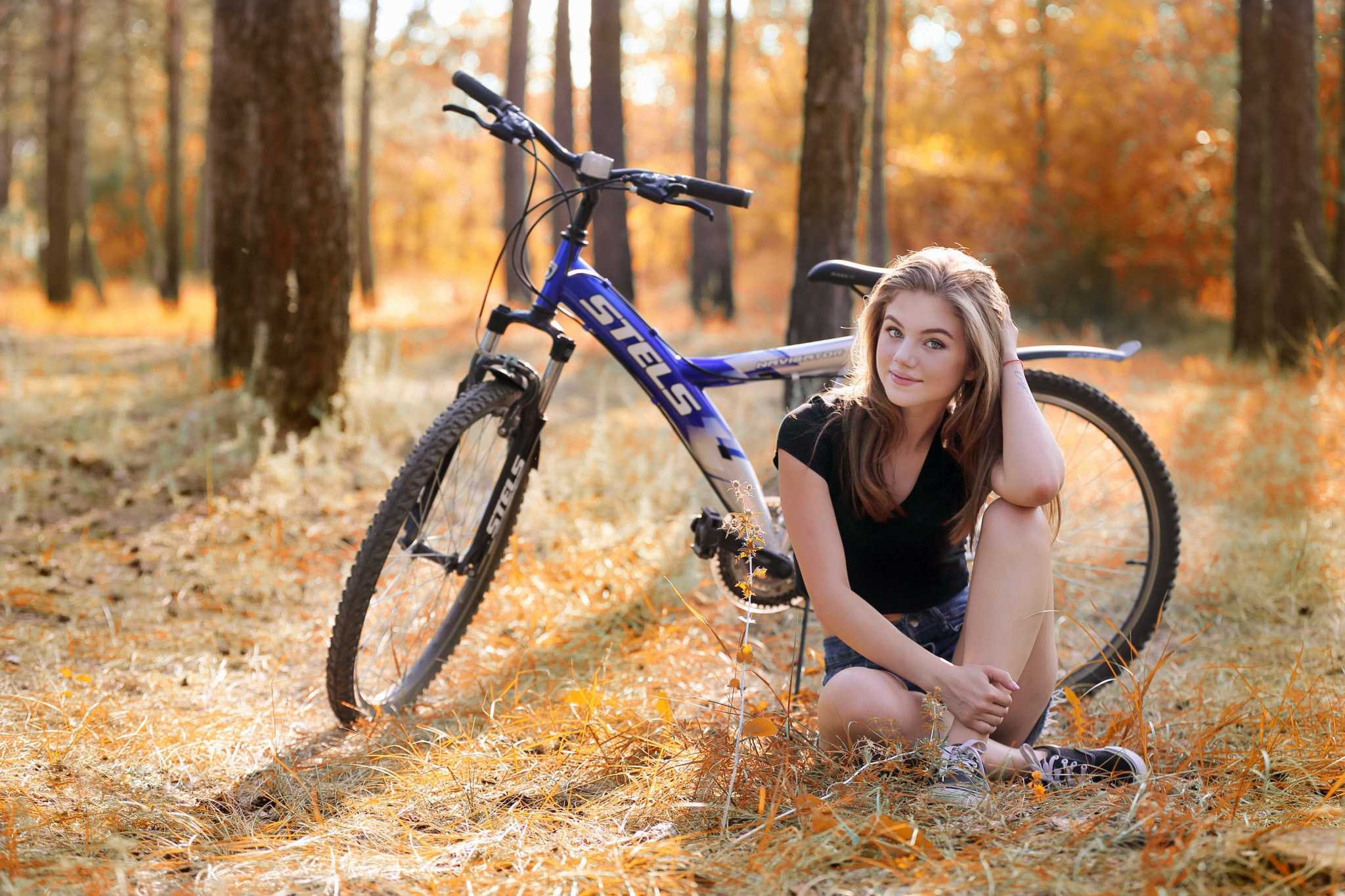 People 2048x1365 women sitting women outdoors bicycle sneakers trees forest smiling blonde jean shorts Margarita Murat vehicle looking at viewer women with bicycles fall outdoors Murat Kuzhakhmetov one arm up black top blue  jeans blue shorts short shorts hands on knees hand on leg Caucasian T-shirt model