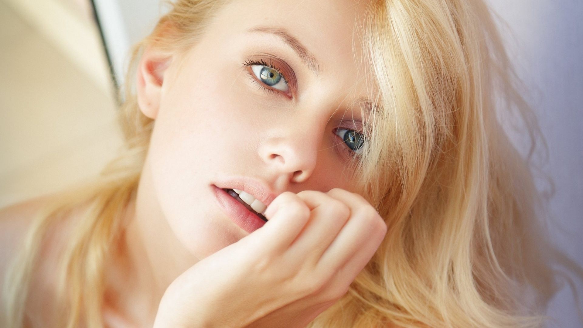 People 1920x1080 women model blue eyes blonde Jennifer Mackay MetArt face closeup teeth looking at viewer long hair
