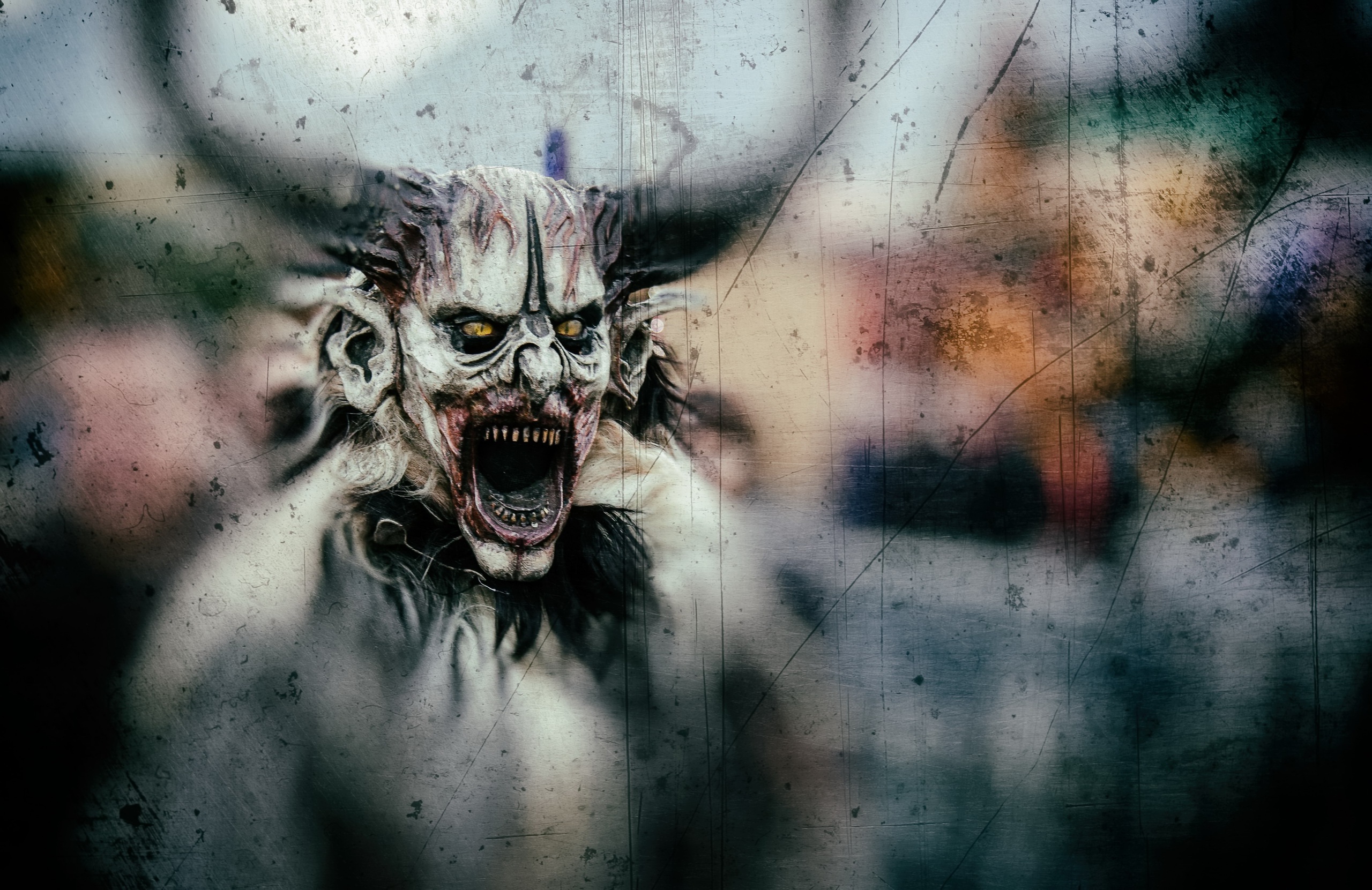 General 2560x1661 demon devil grunge mask horns scary face digital art