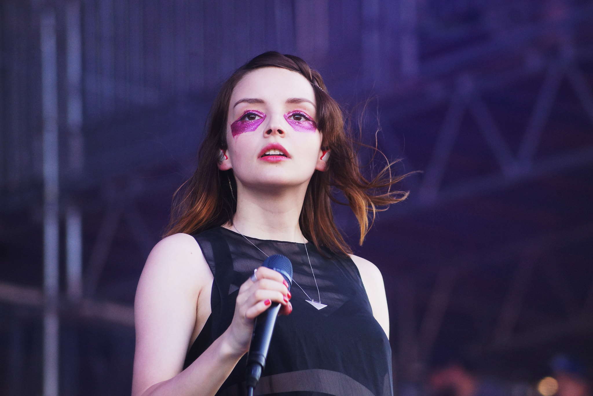 People 2048x1368 concerts Lauren Mayberry Chvrches singer musician pale women