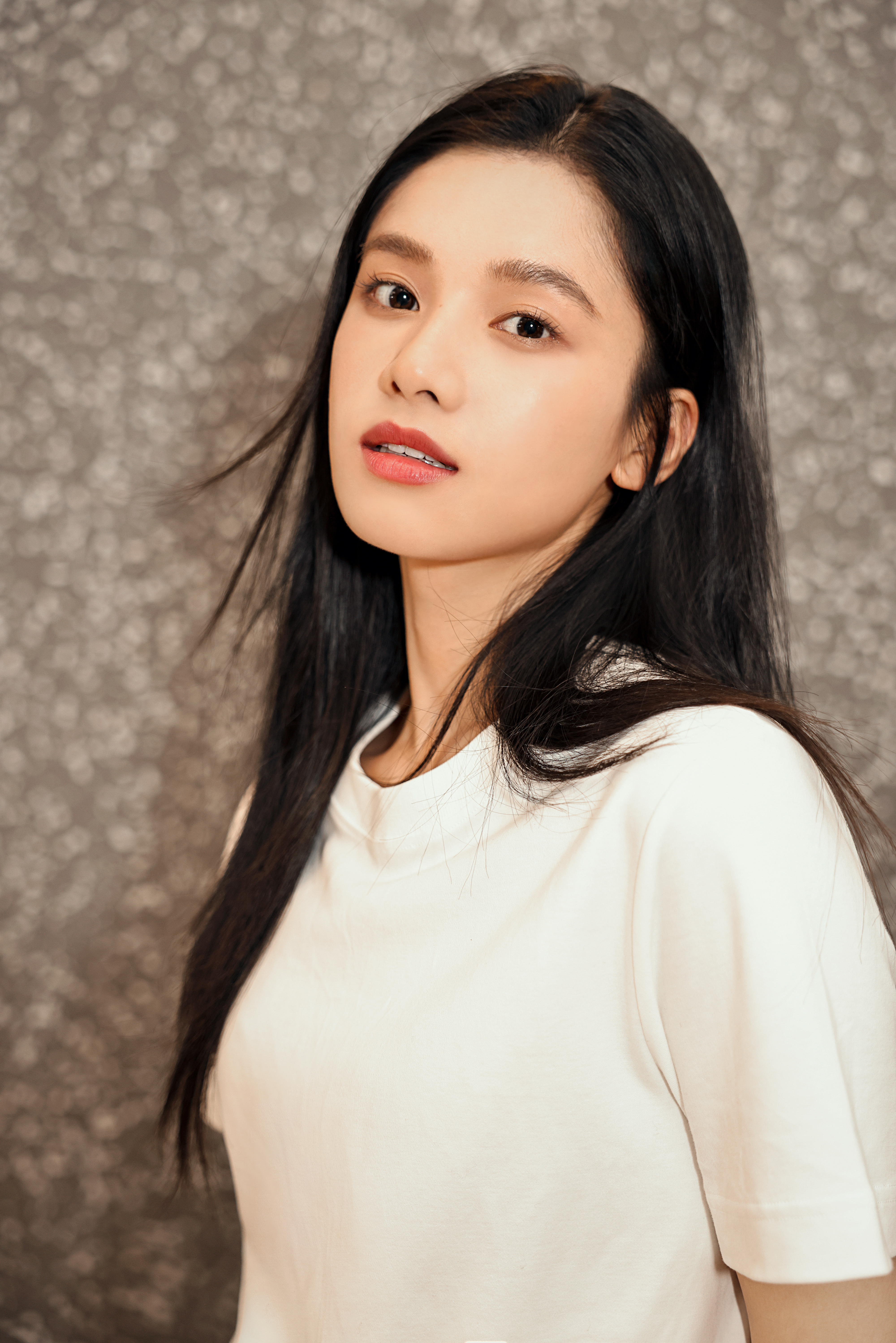 People 4000x5997 Zhang Jingyi model women T-shirt white tops Asian portrait display