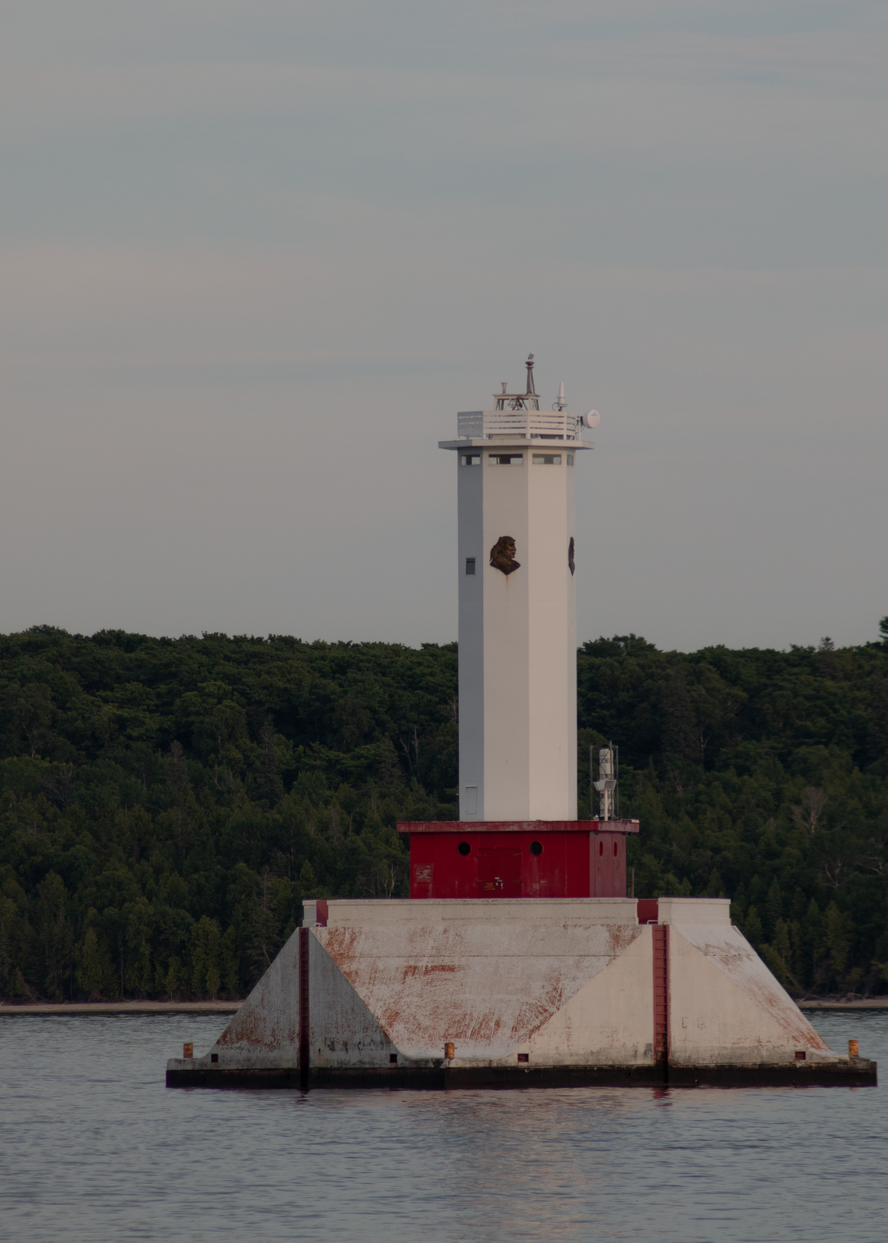 General 3026x4237 lighthouse mackinac island Michigan water island