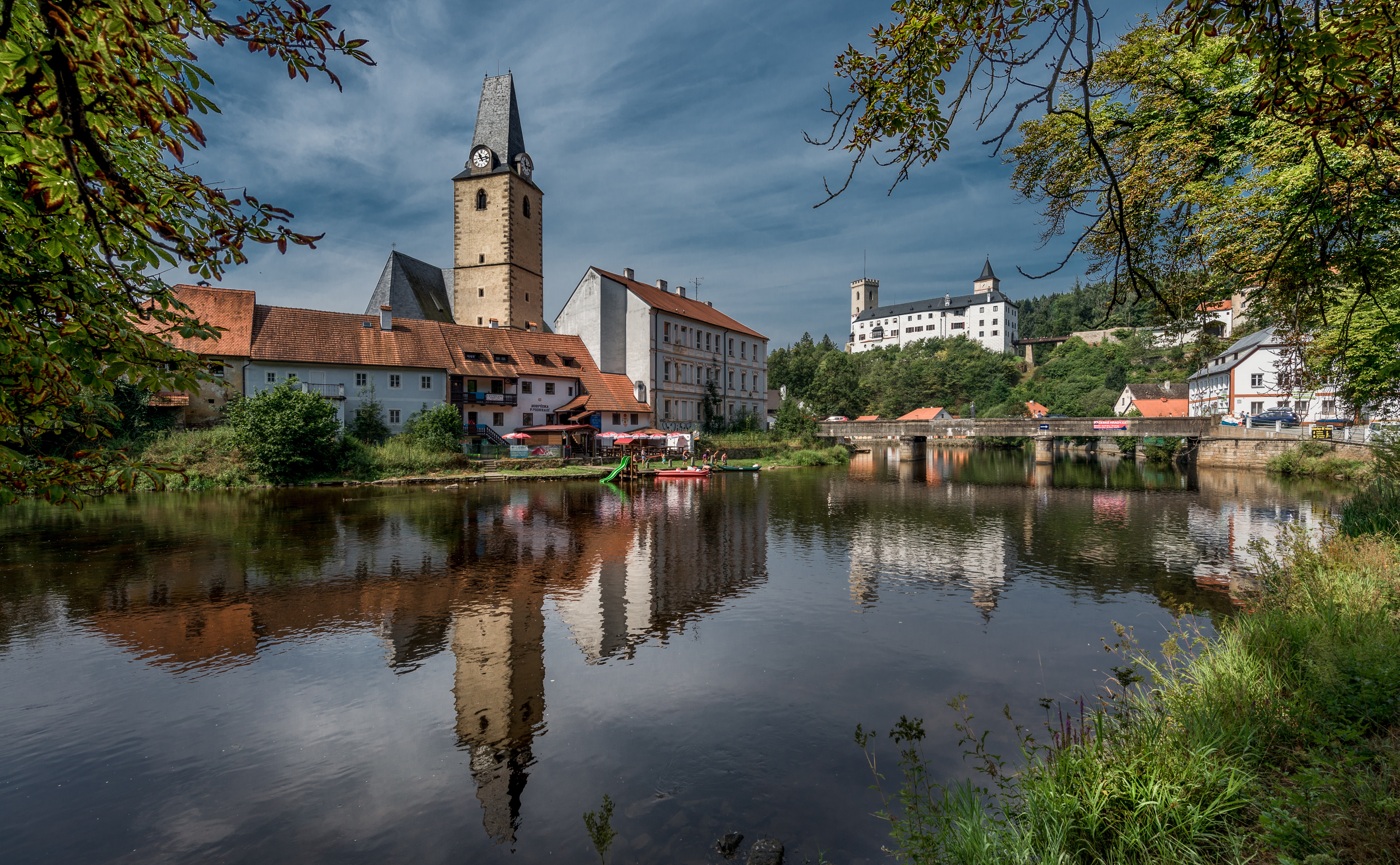 Самые красивые города на реках. Water Castle Чехия. Богемия Чехия город. Богемия Чехия природа. Замок Штейнберг Чехия.