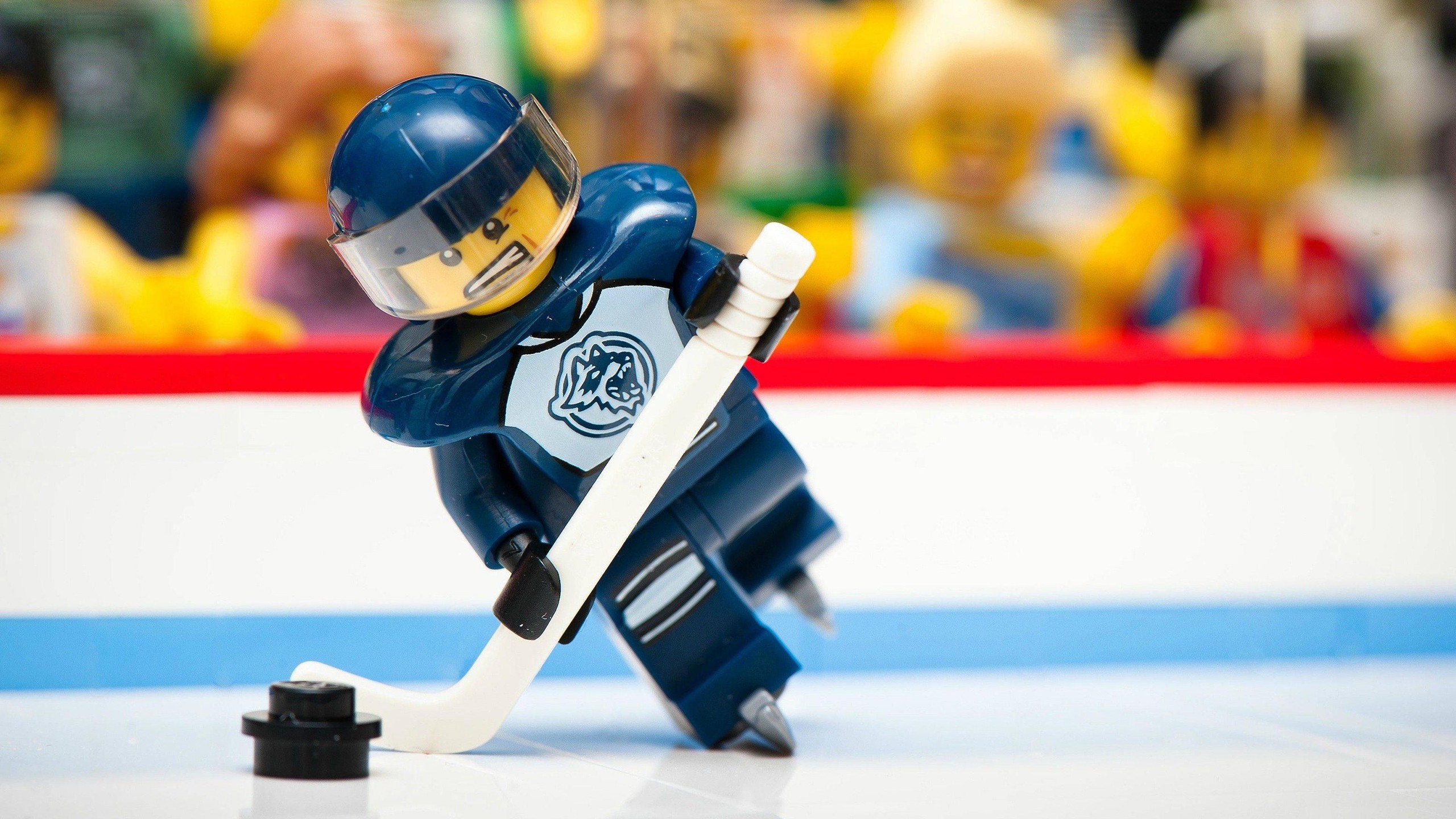 General 2560x1440 LEGO ice hockey NHL puck Hockey skates ice rink hockey stick visors figurines toys
