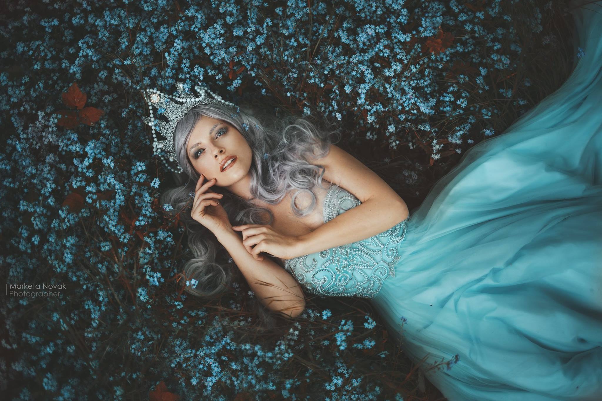 People 2048x1365 Marketa Novak fantasy girl crown blue dress women model 500px
