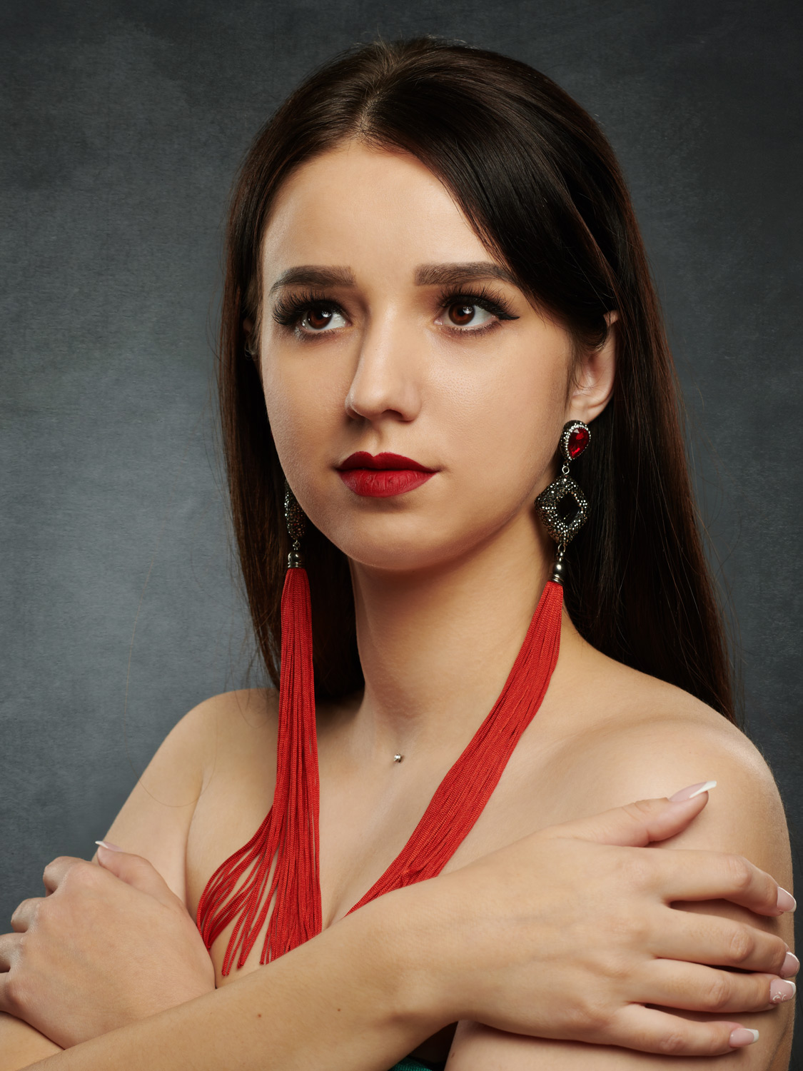 People 1125x1500 women makeup Gene Oryx model portrait face dark hair red lipstick women indoors