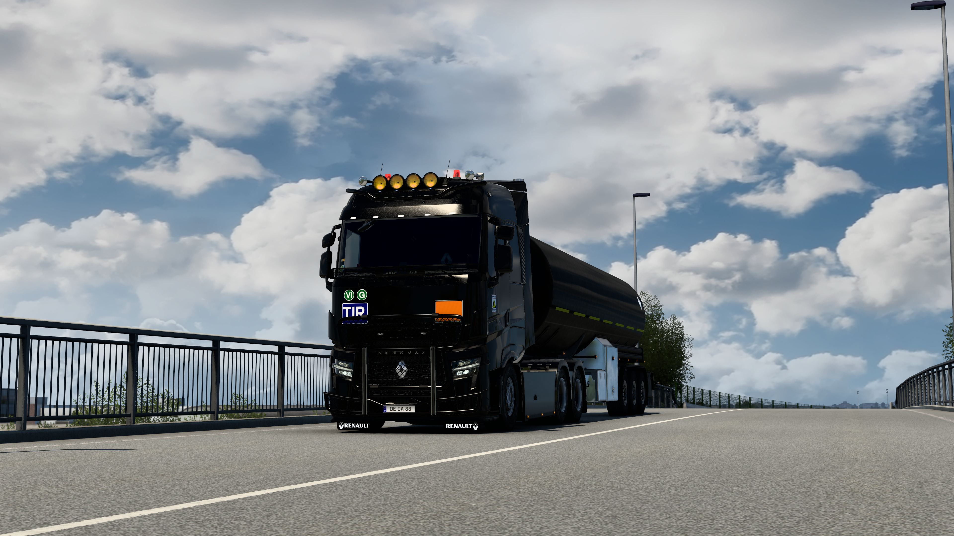 General 3840x2160 truck Renault Renault T Euro Truck Simulator 2 vehicle clouds sky video games CGI road
