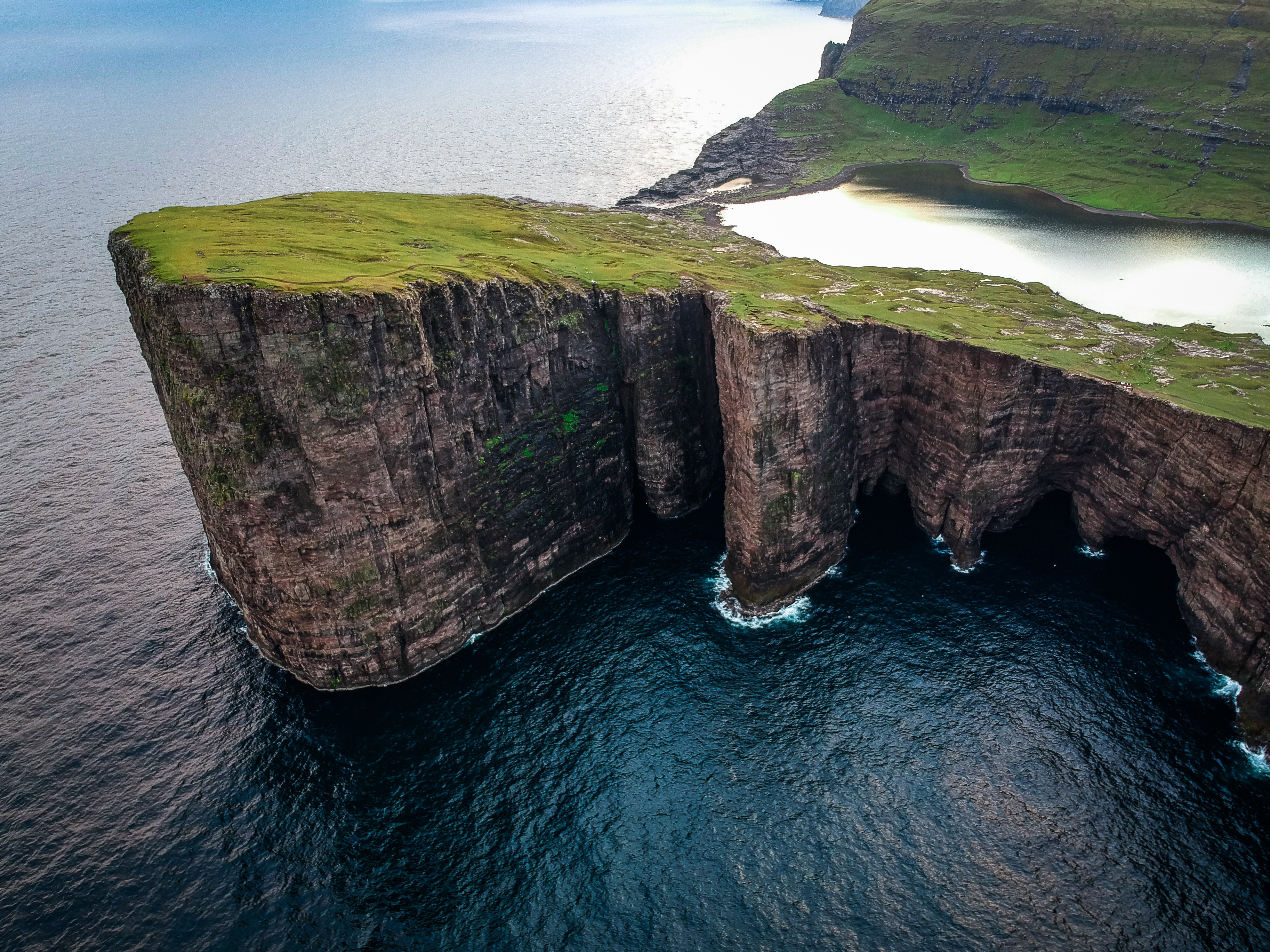 General 3968x2976 Faroe Islands cliff water sea nature