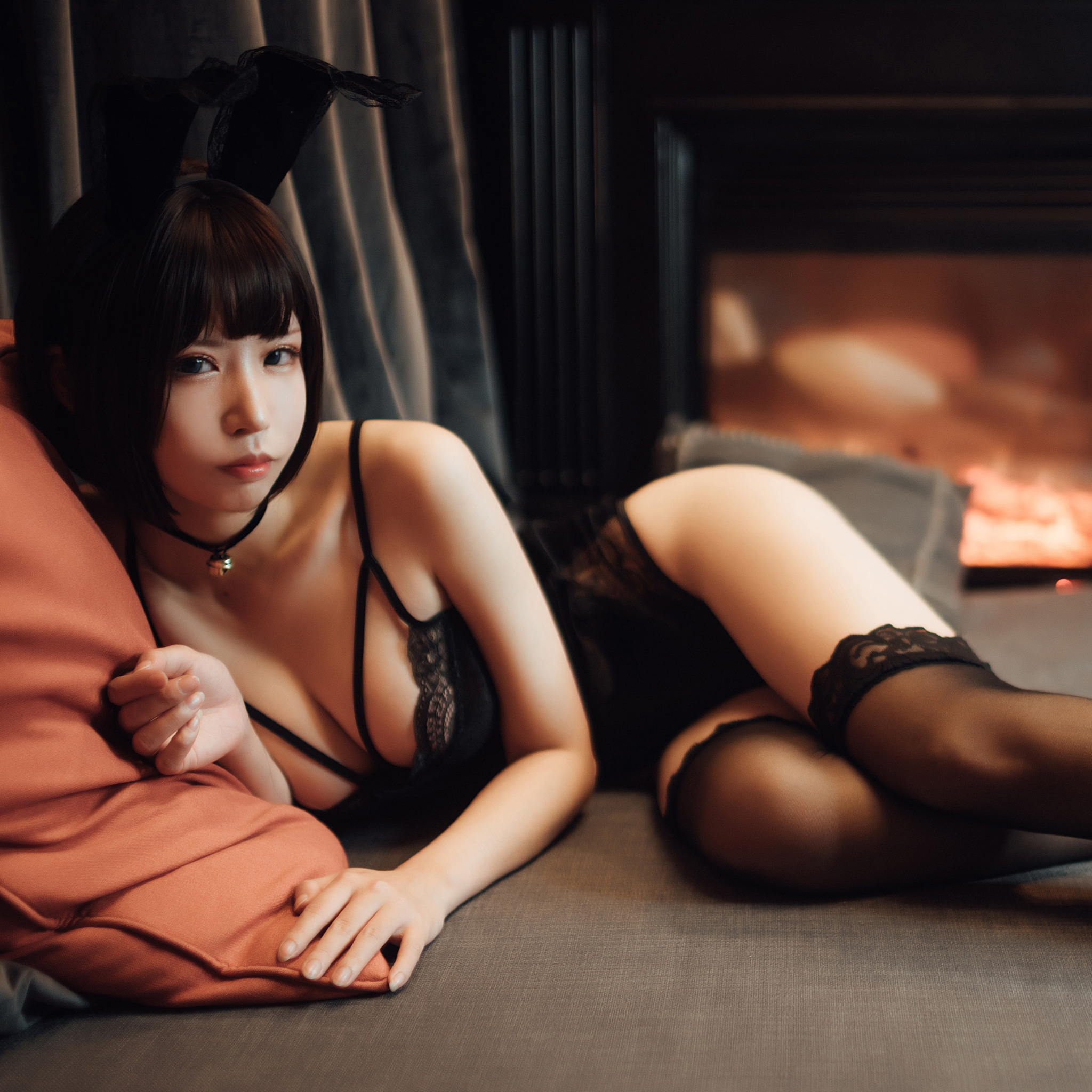 People 2048x2048 Asian women one-piece-lingerie stockings cleavage Ai Lao Shi PhD