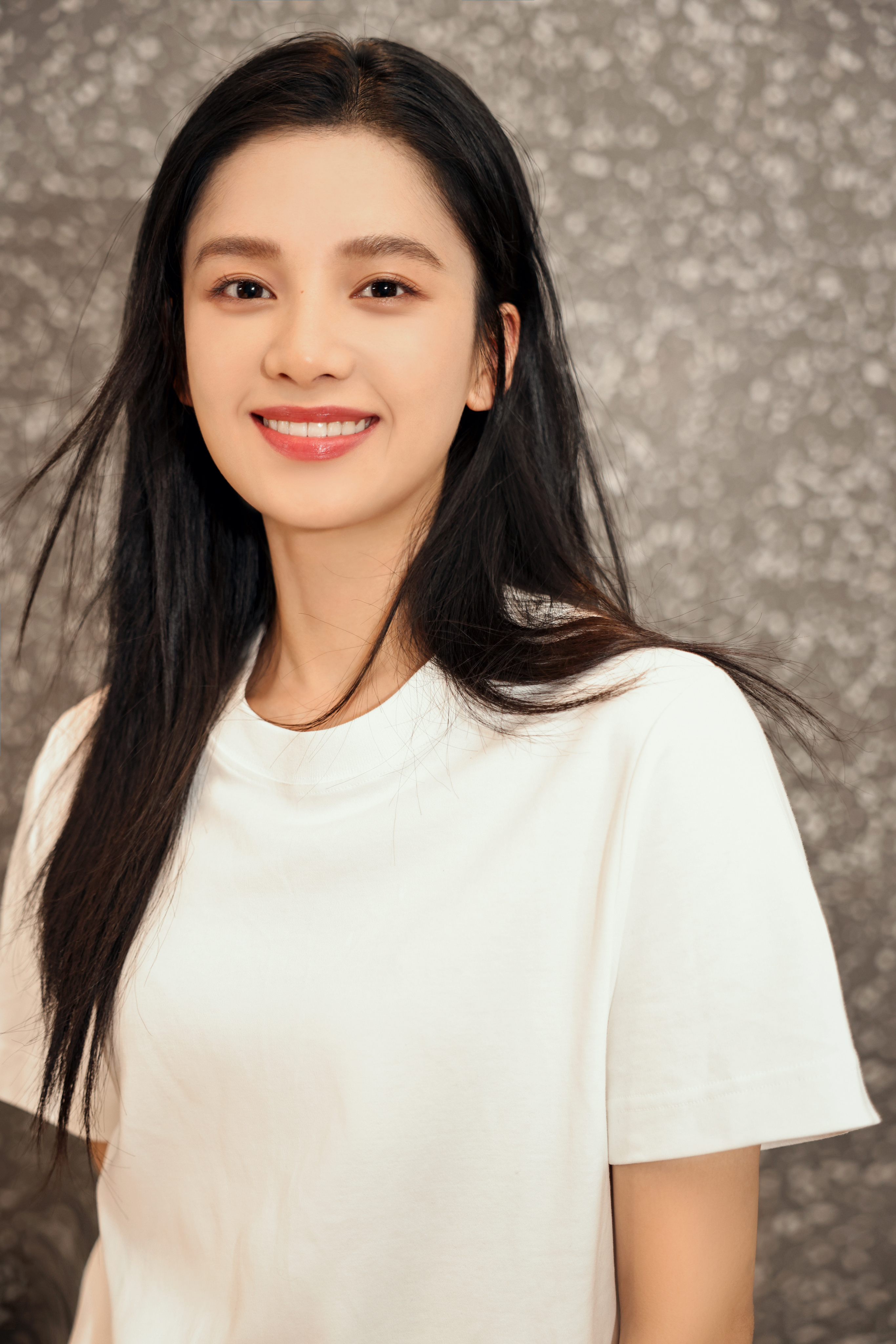 People 2731x4096 Zhang Jingyi model women T-shirt white tops Asian portrait display