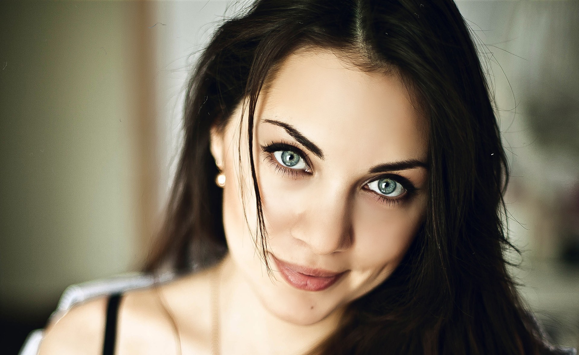 People 1920x1176 singer women actress blue eyes brunette smiling closeup face makeup dark hair women indoors indoors