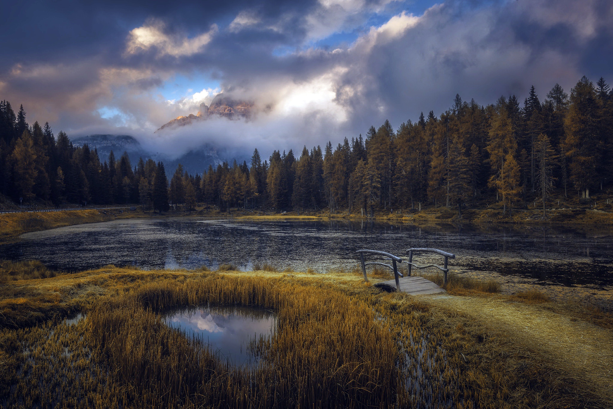 General 2048x1366 fall water nature landscape outdoors