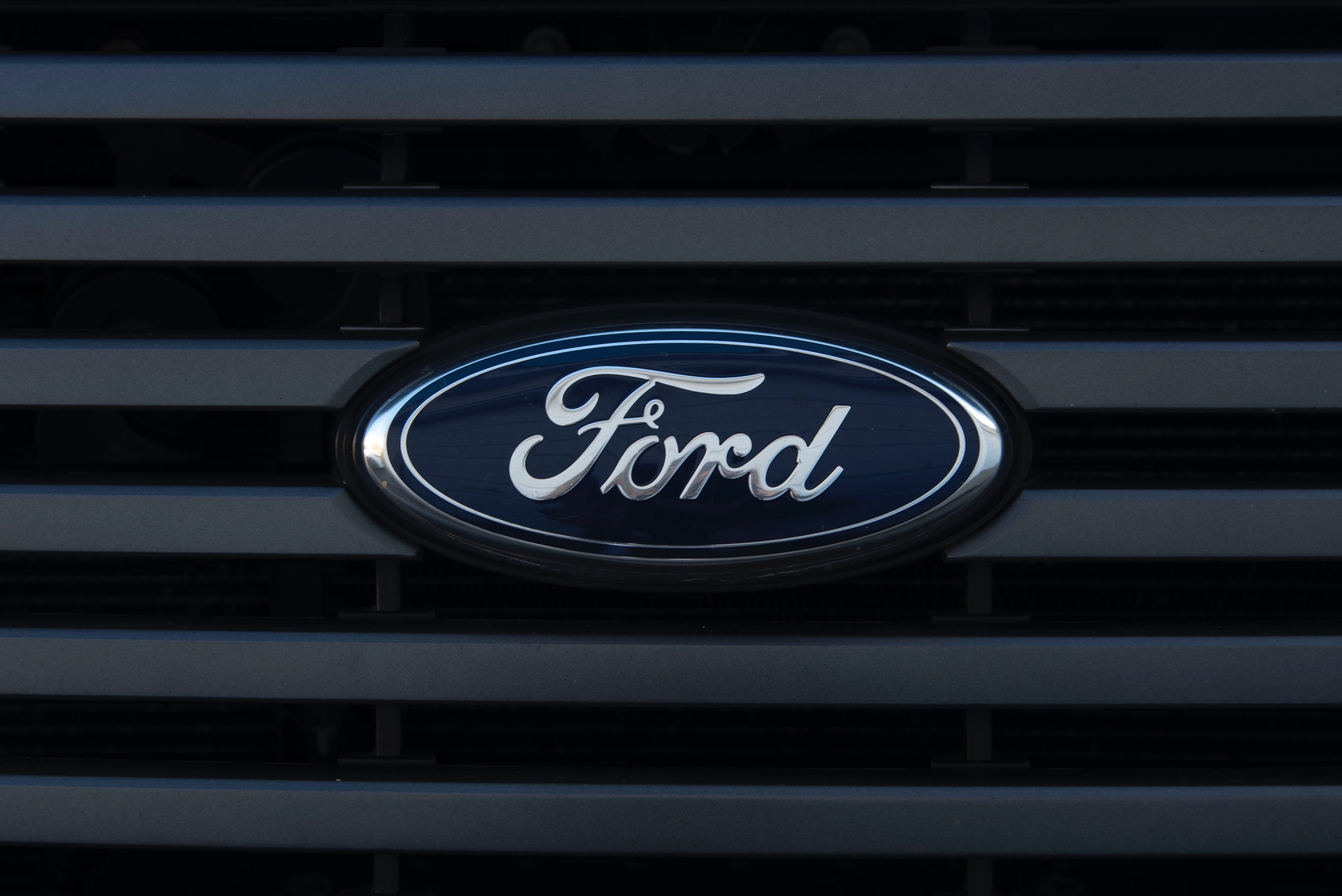 General 4051x2705 logo closeup Ford car vehicle