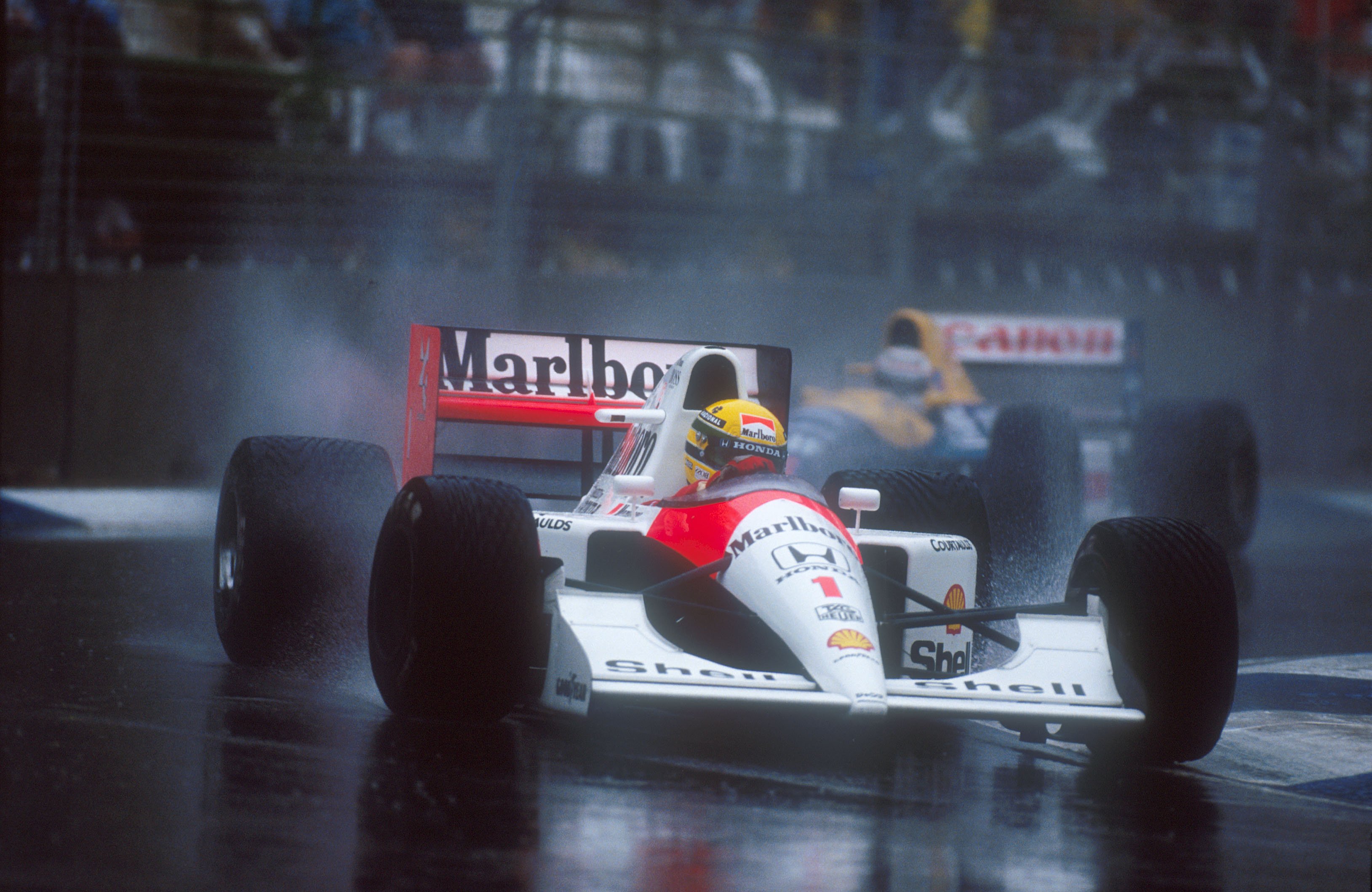 General 3258x2120 Formula 1 McLaren McLaren MP4 Marlboro Ayrton Senna helmet rain racing deceased livery Brazilian Racing driver