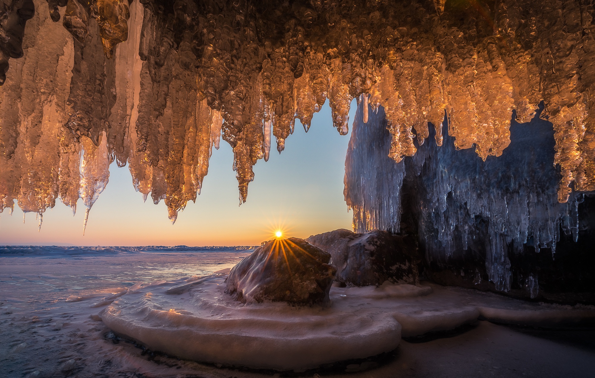 General 2000x1270 stalactites nature Sun sunlight icicle ice winter