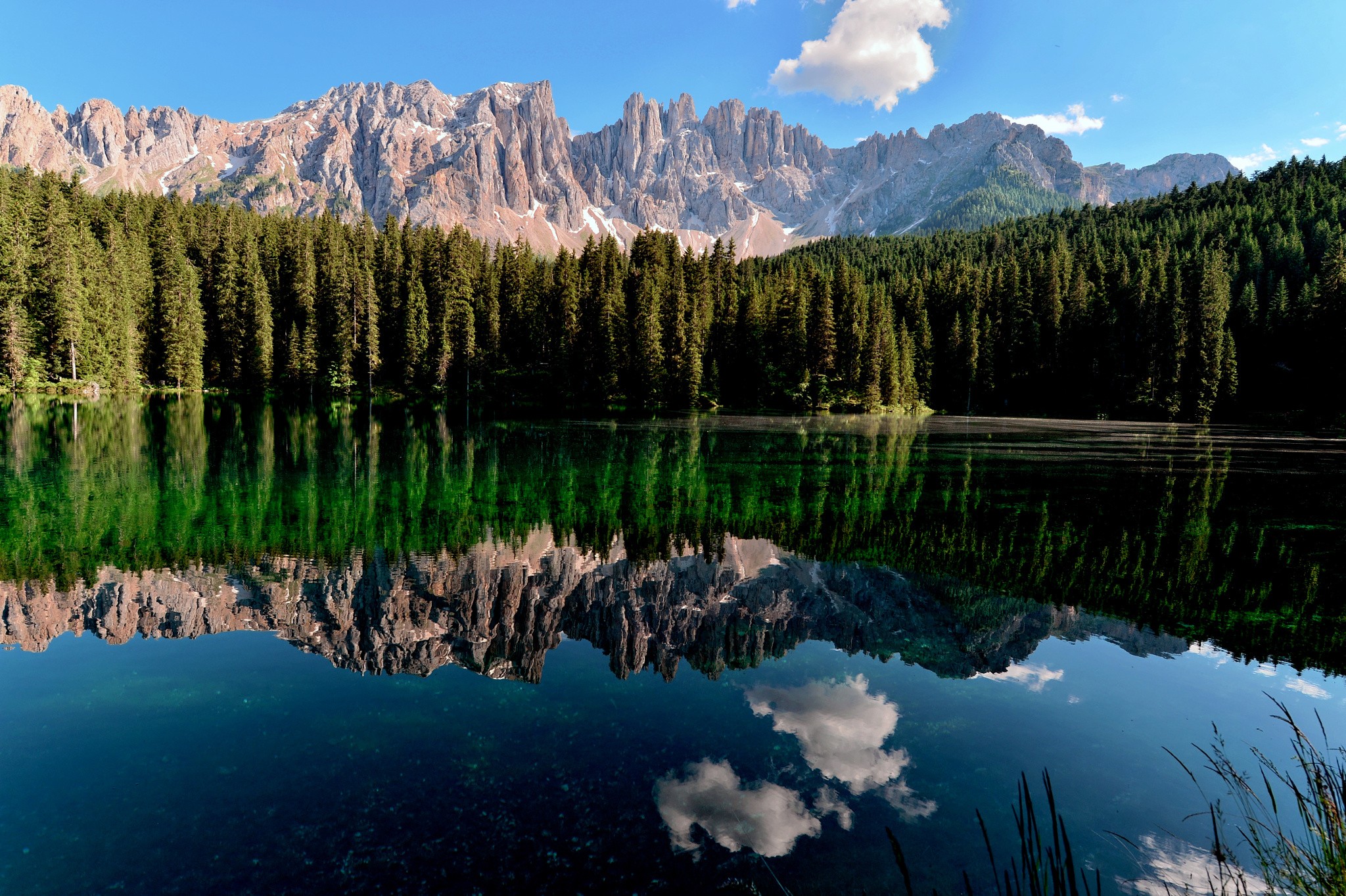 General 2048x1363 landscape Karersee Dolomites lake reflection mountains forest nature