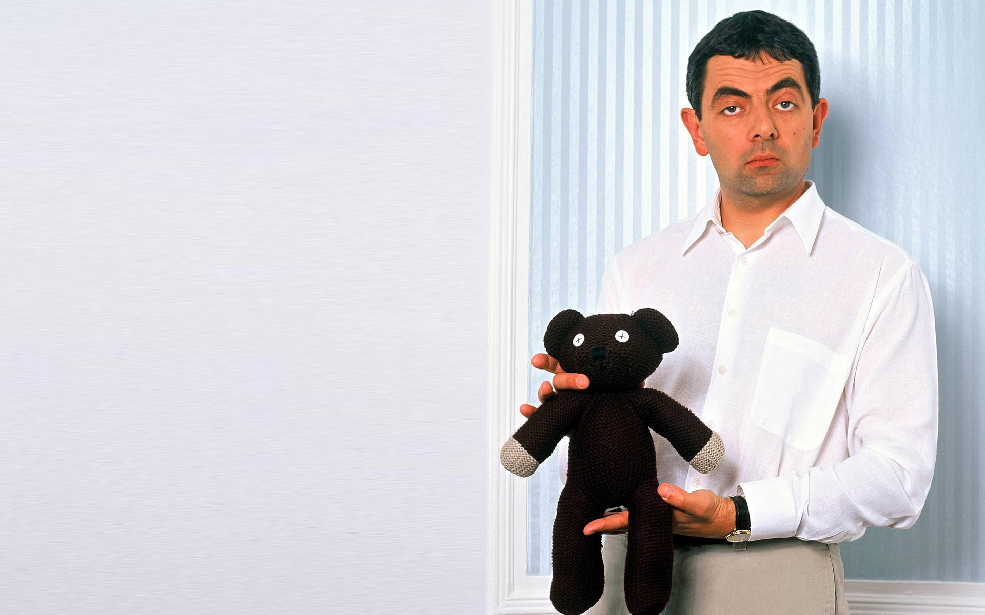 People 1920x1200 humor animals Mr. Bean teddy bears Rowan Atkinson actor men shirt phallic symbol