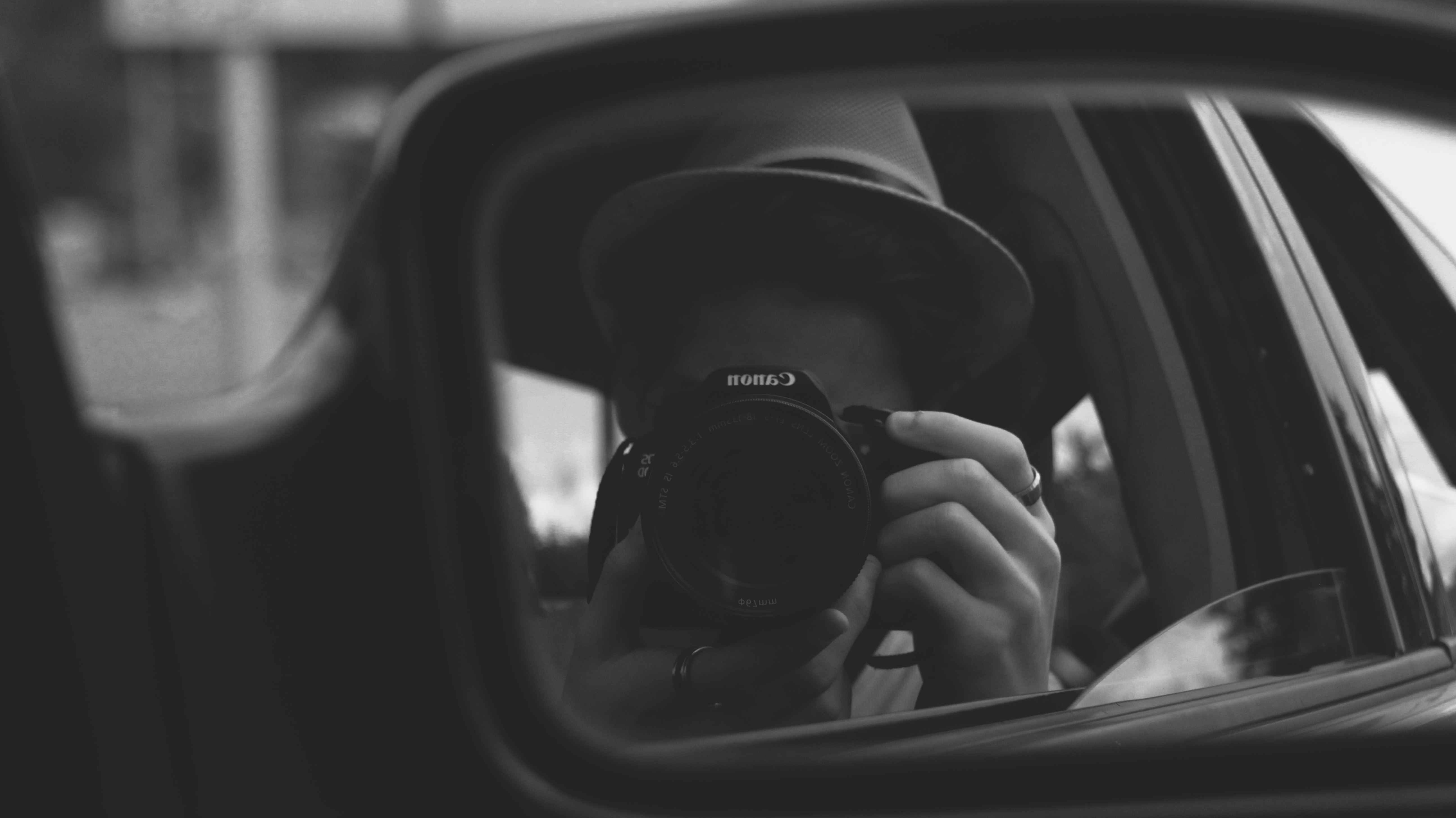 People 5184x2912 photography depth of field lens Canon men hat car monochrome camera mirror