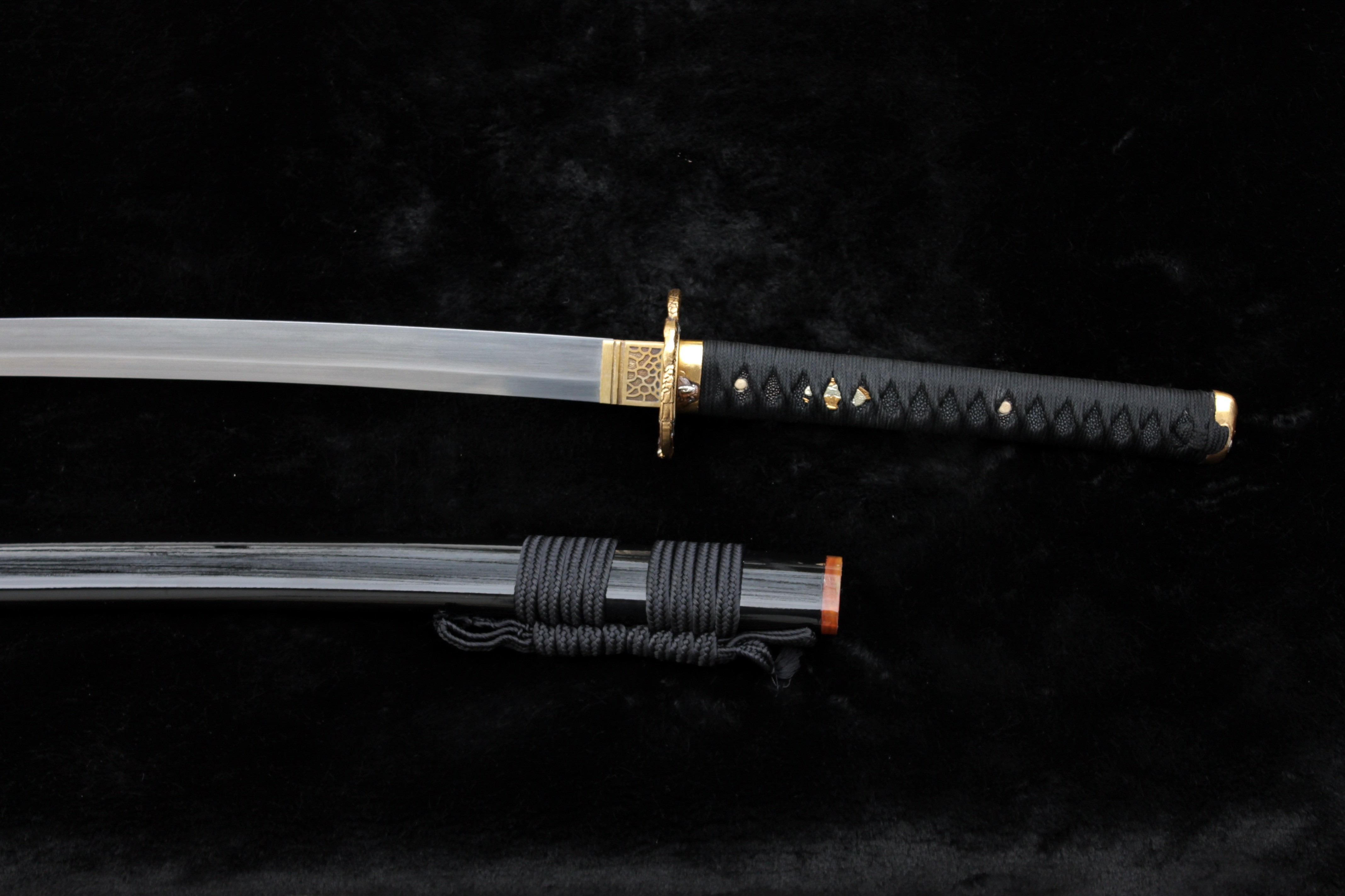 General 4272x2848 katana sword weapon dark dark background simple background closeup