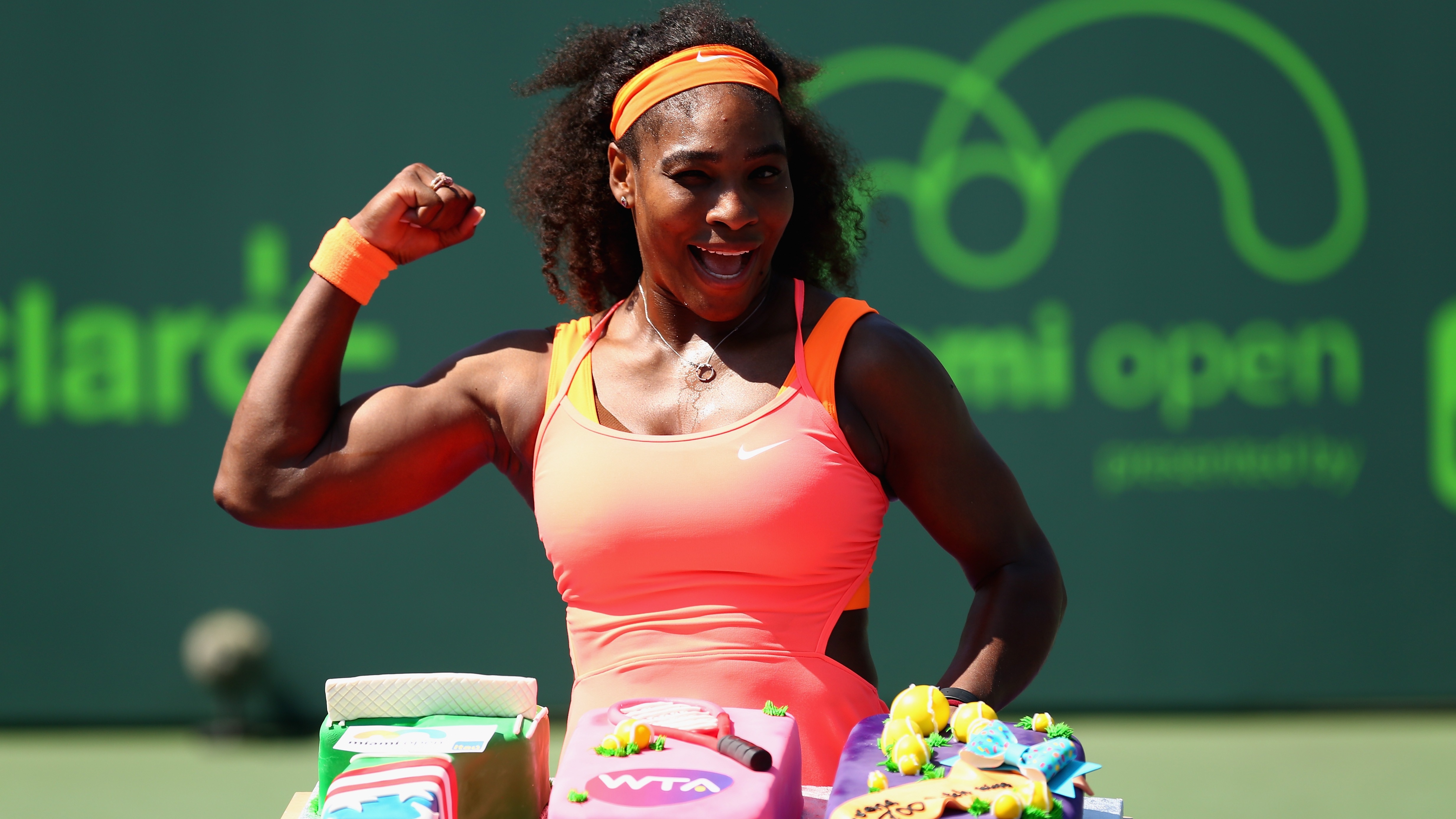 People 4932x2774 athletes tennis player muscular dark skin women Serena Williams ebony women