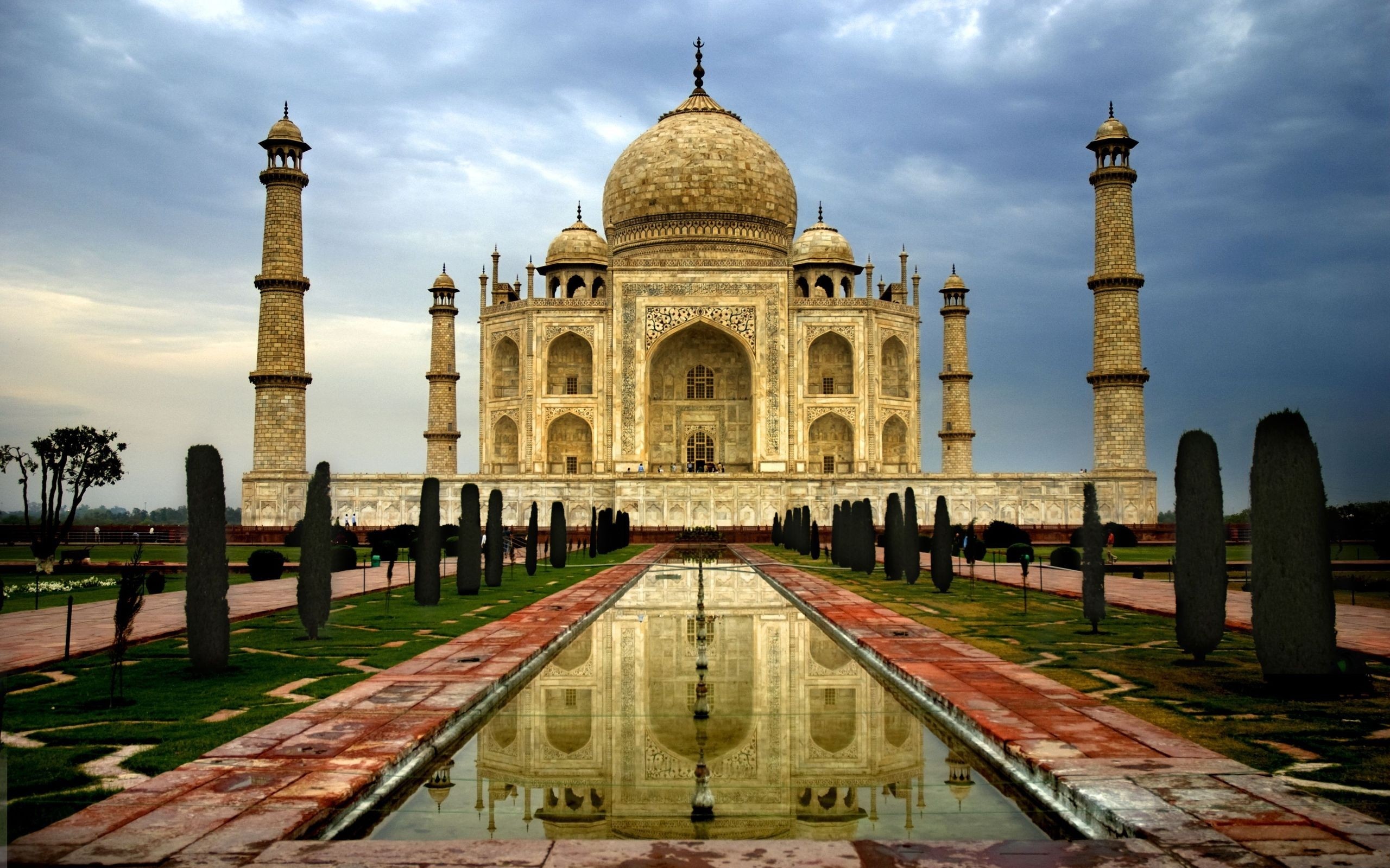 General 2560x1600 frontal view Taj Mahal India landmark World Heritage Site Asia