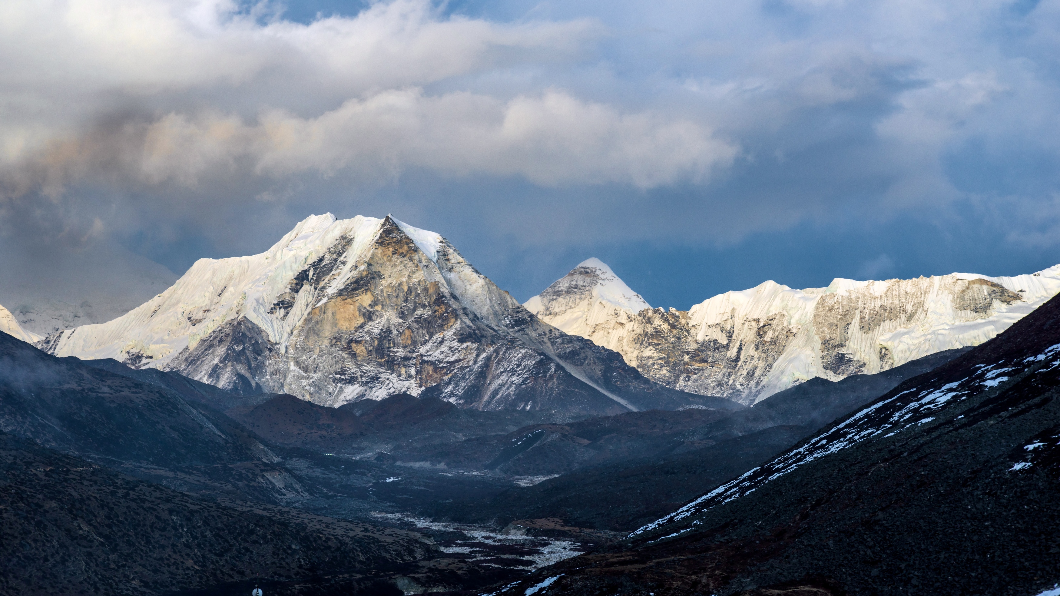 General 3500x1968 nature landscape mountain top Oleg Matronitskiy Island Peak Nepal